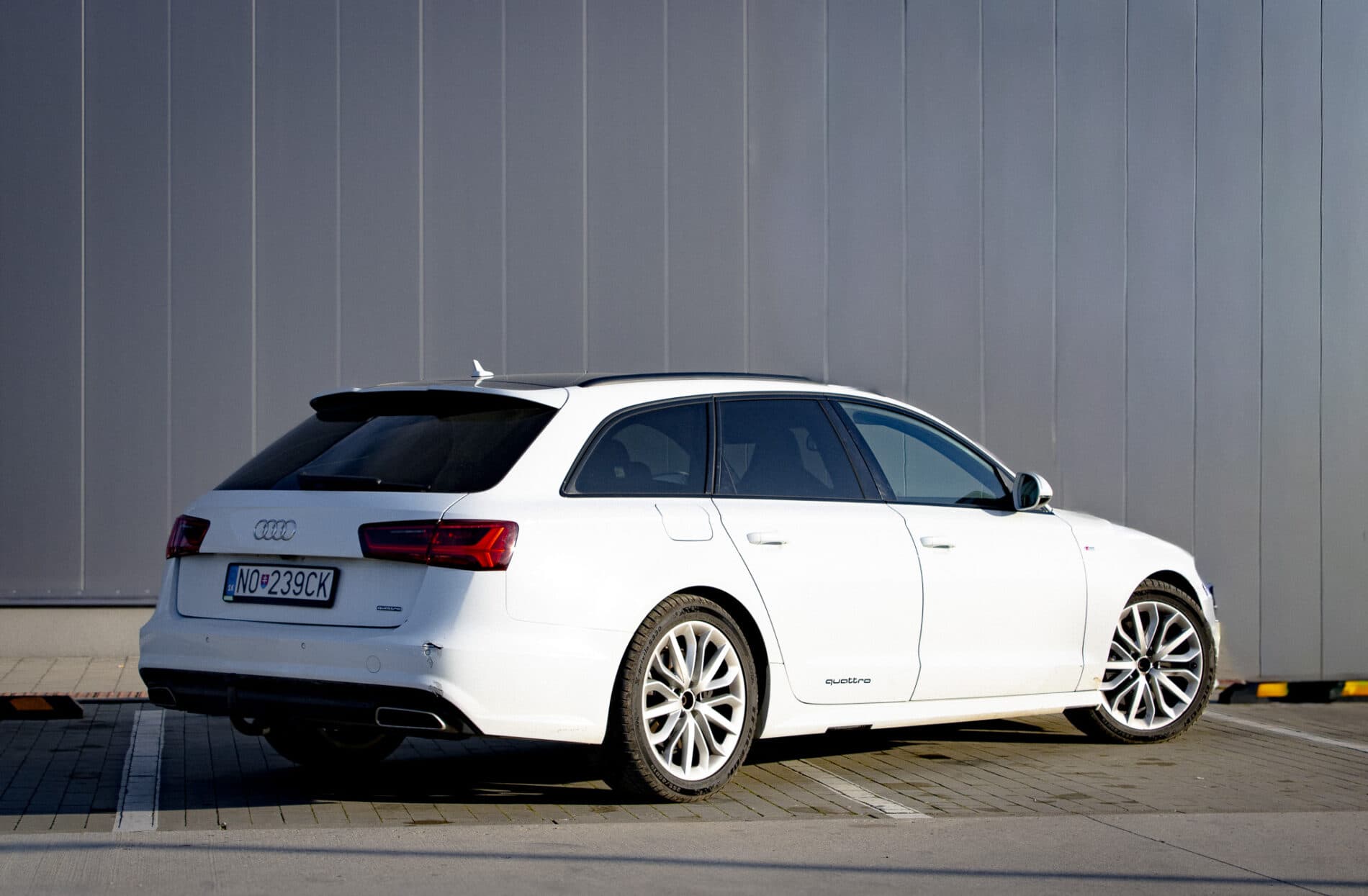 2015 AUDI A6, biela kombi, 281 000 km
