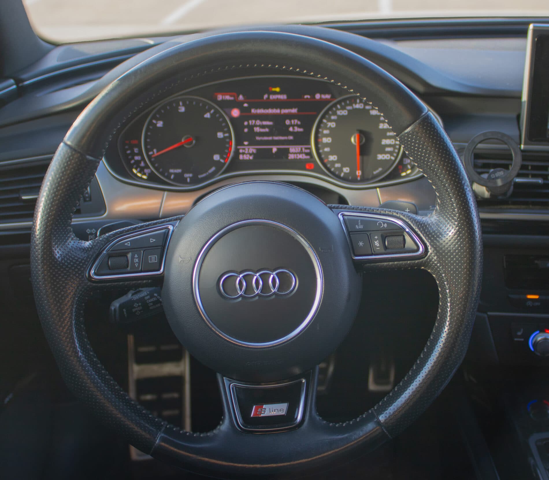 2015 AUDI A6, biela kombi, 281 000 km