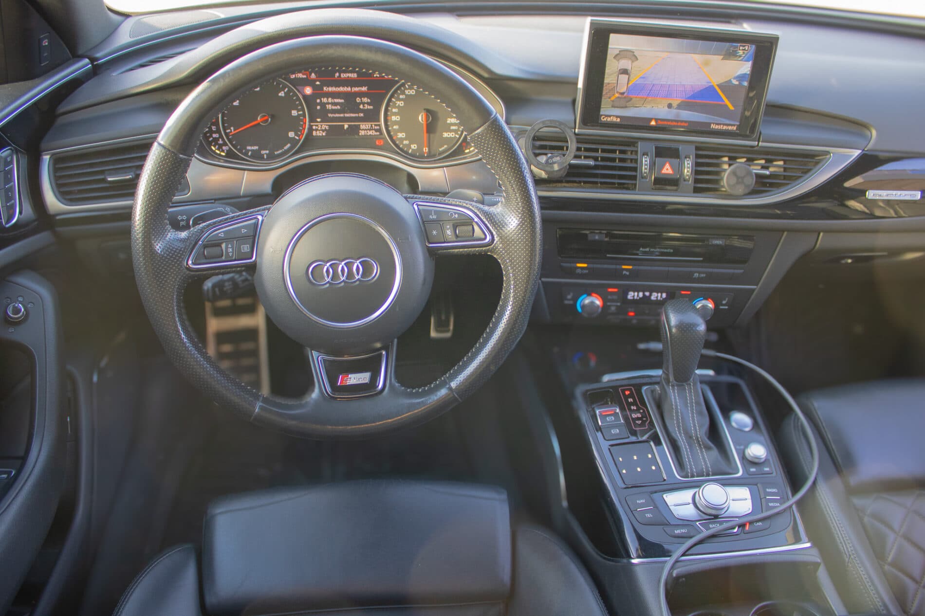 2015 AUDI A6, biela kombi, 281 000 km