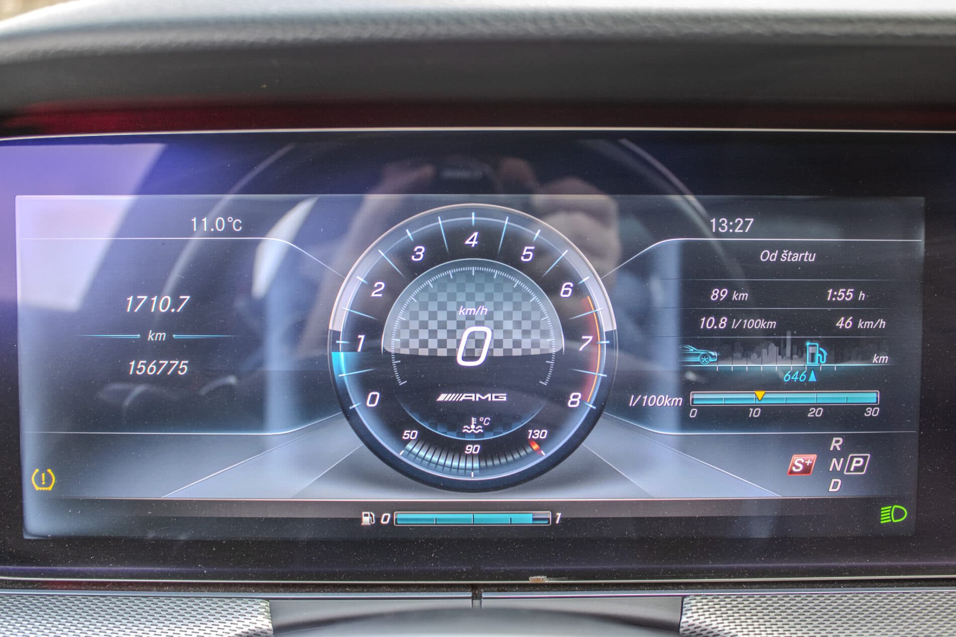 2017 Mercedes-Benz E 43 AMG, sivá sedan, 156 800 km