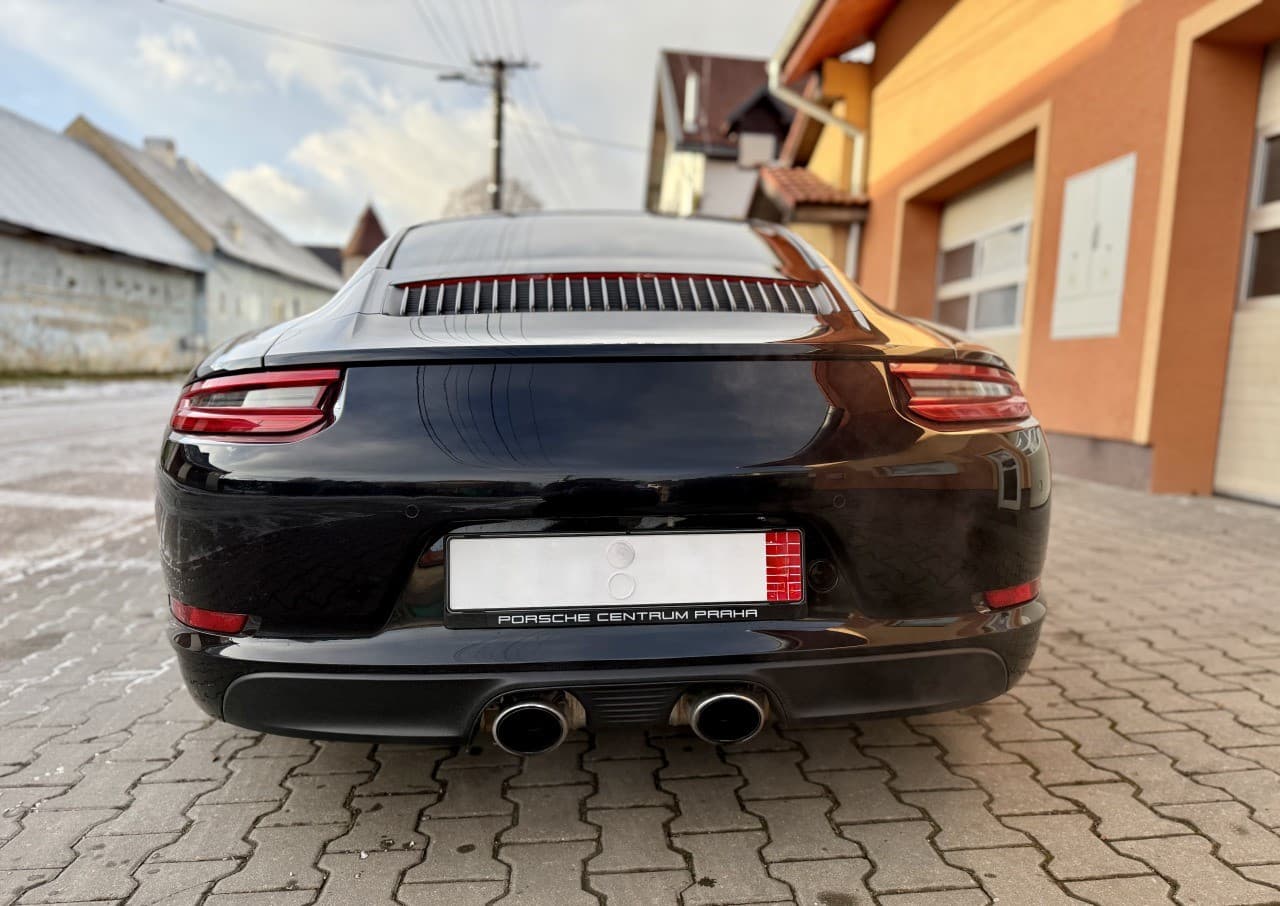 2018 Porsche 991 Carrera, čierna kupé, 53 090 km