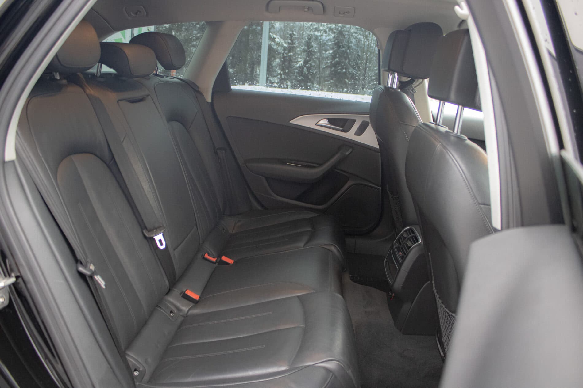 2016 AUDI A6, čierna kombi, 225 800 km