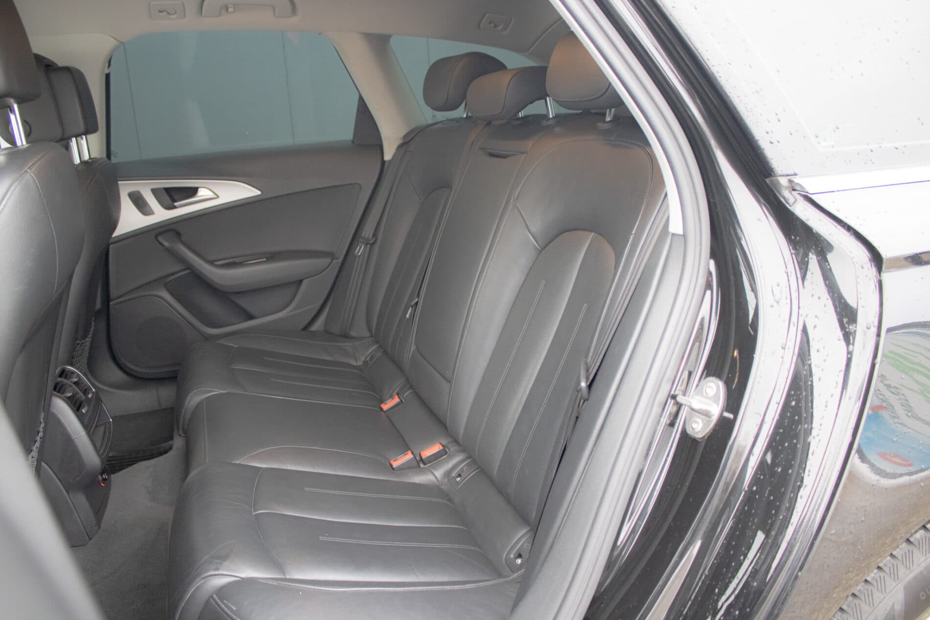 2016 AUDI A6, čierna kombi, 225 800 km