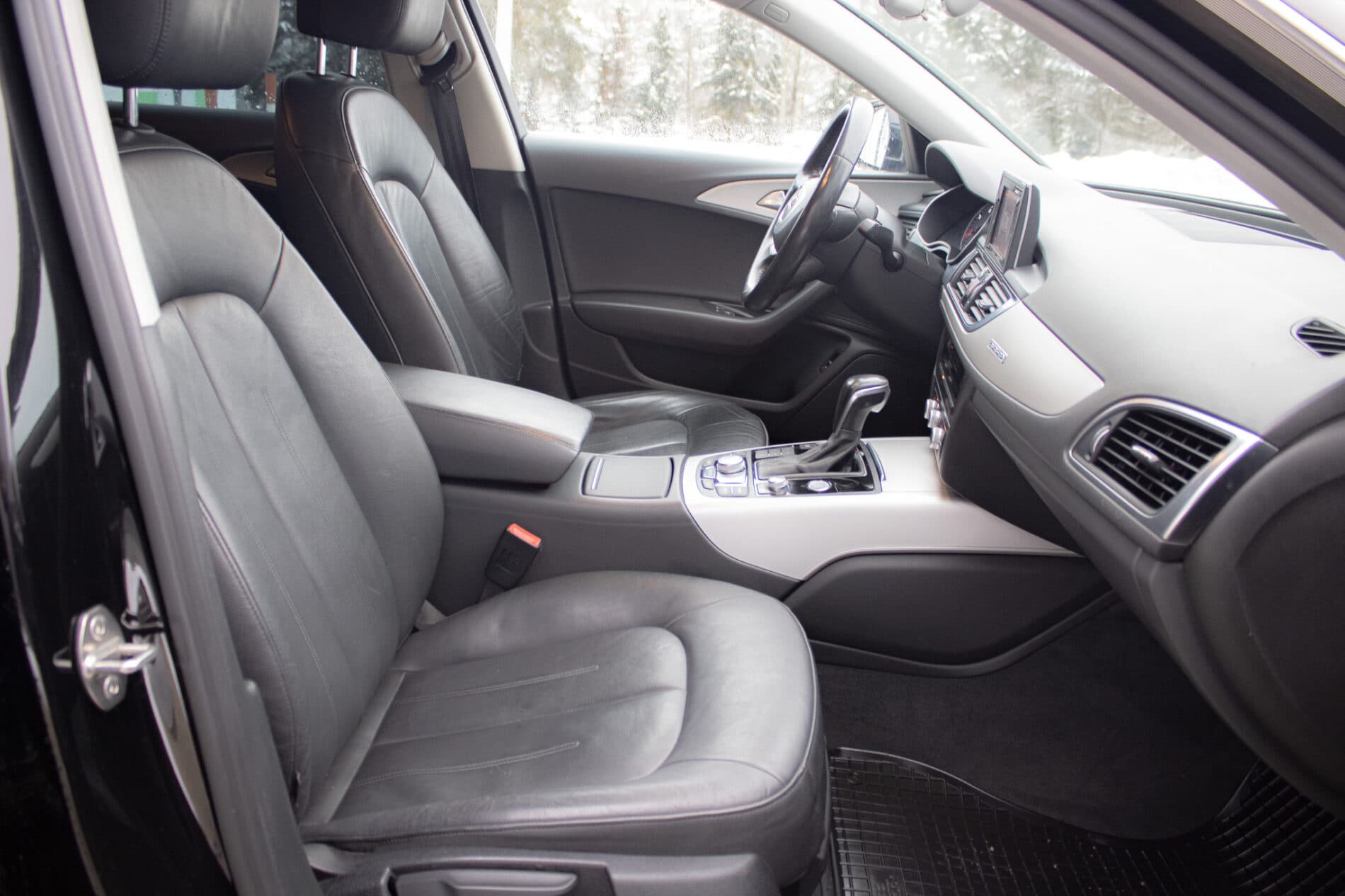 2016 AUDI A6, čierna kombi, 225 800 km
