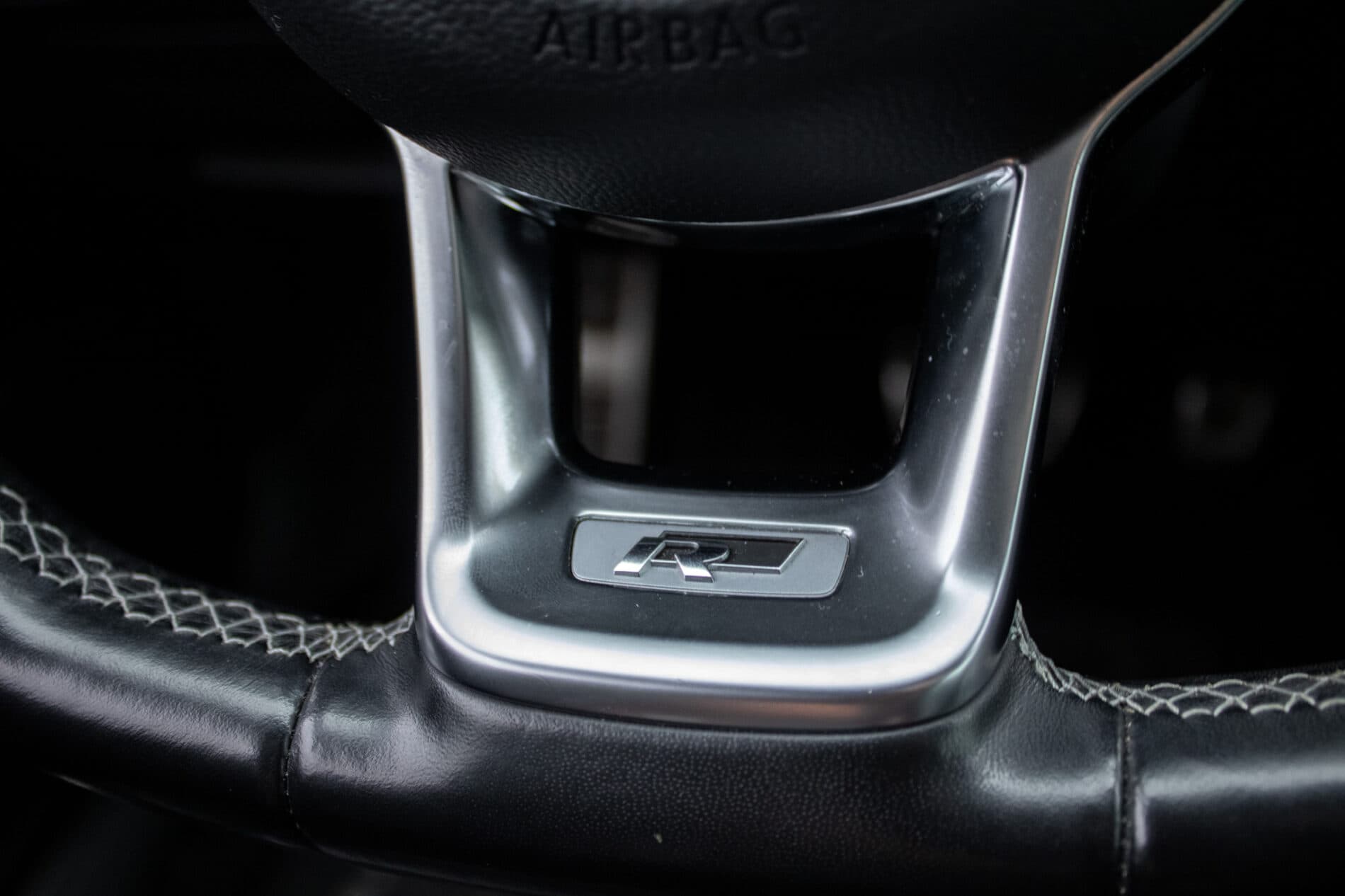 2018 Volkswagen Arteon, biela sedan, 106 961 km