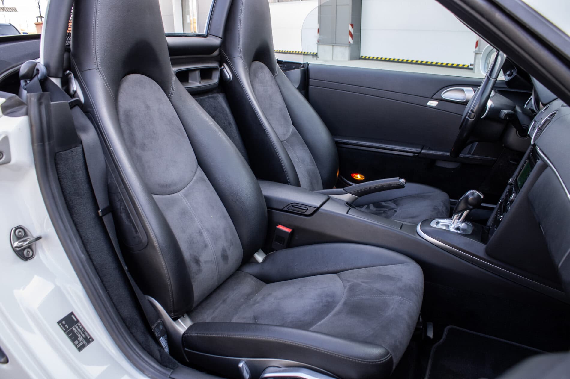 2010 Porsche Boxster S, biela kabriolet, 57 649 km
