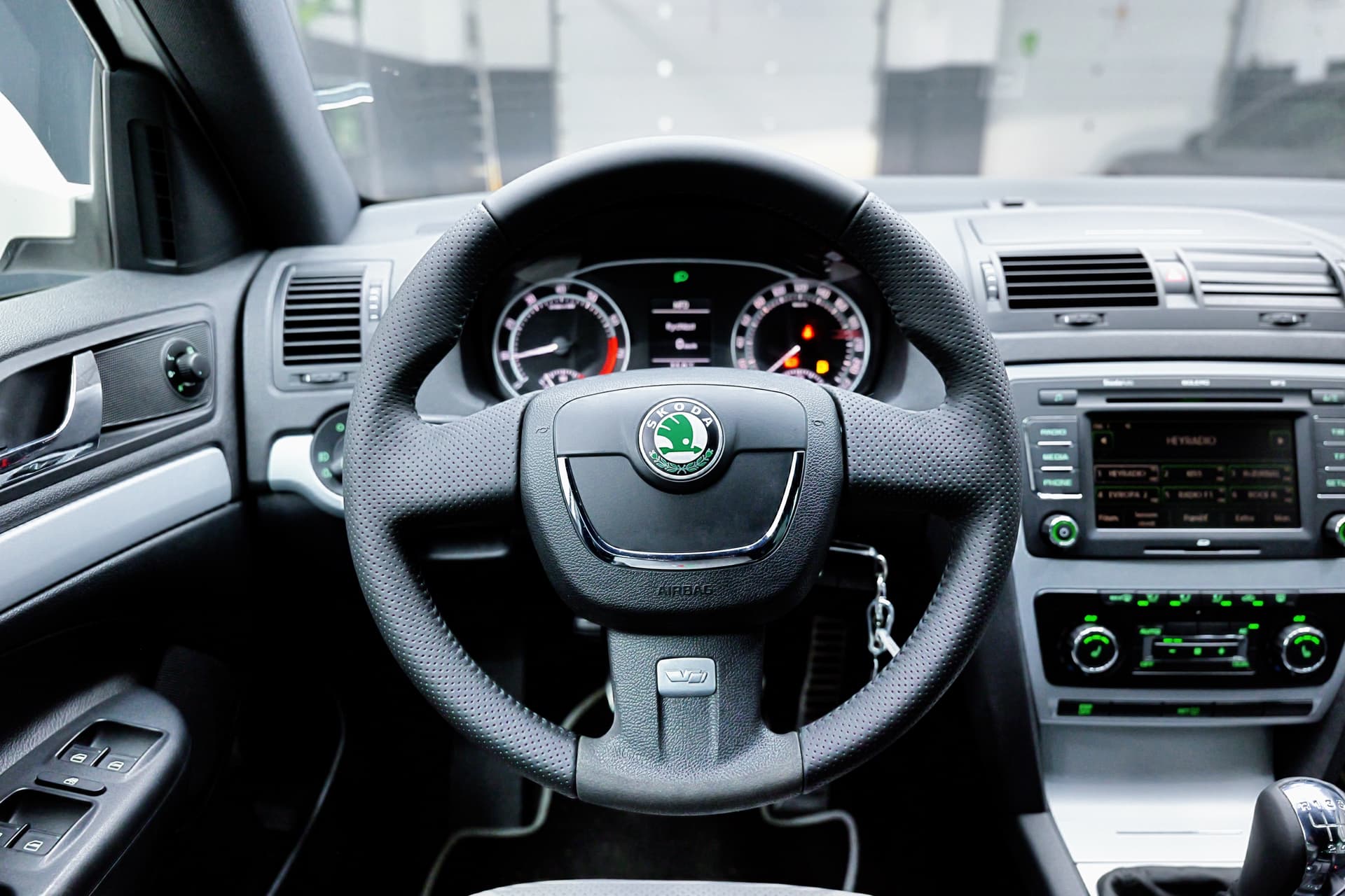 2009 Skoda Octavia RS mk2 combi, biela kombi, 129 910 km