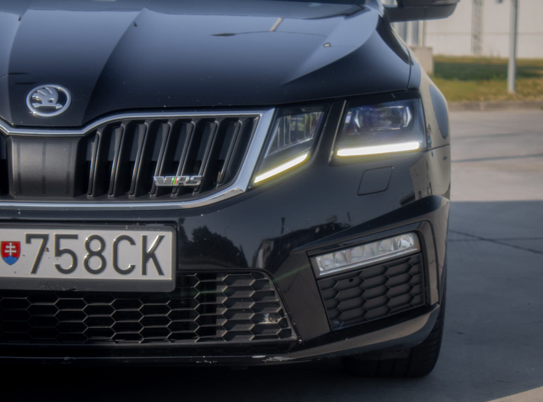 2018 Skoda Octavia RS, čierna kombi, 223 705 km