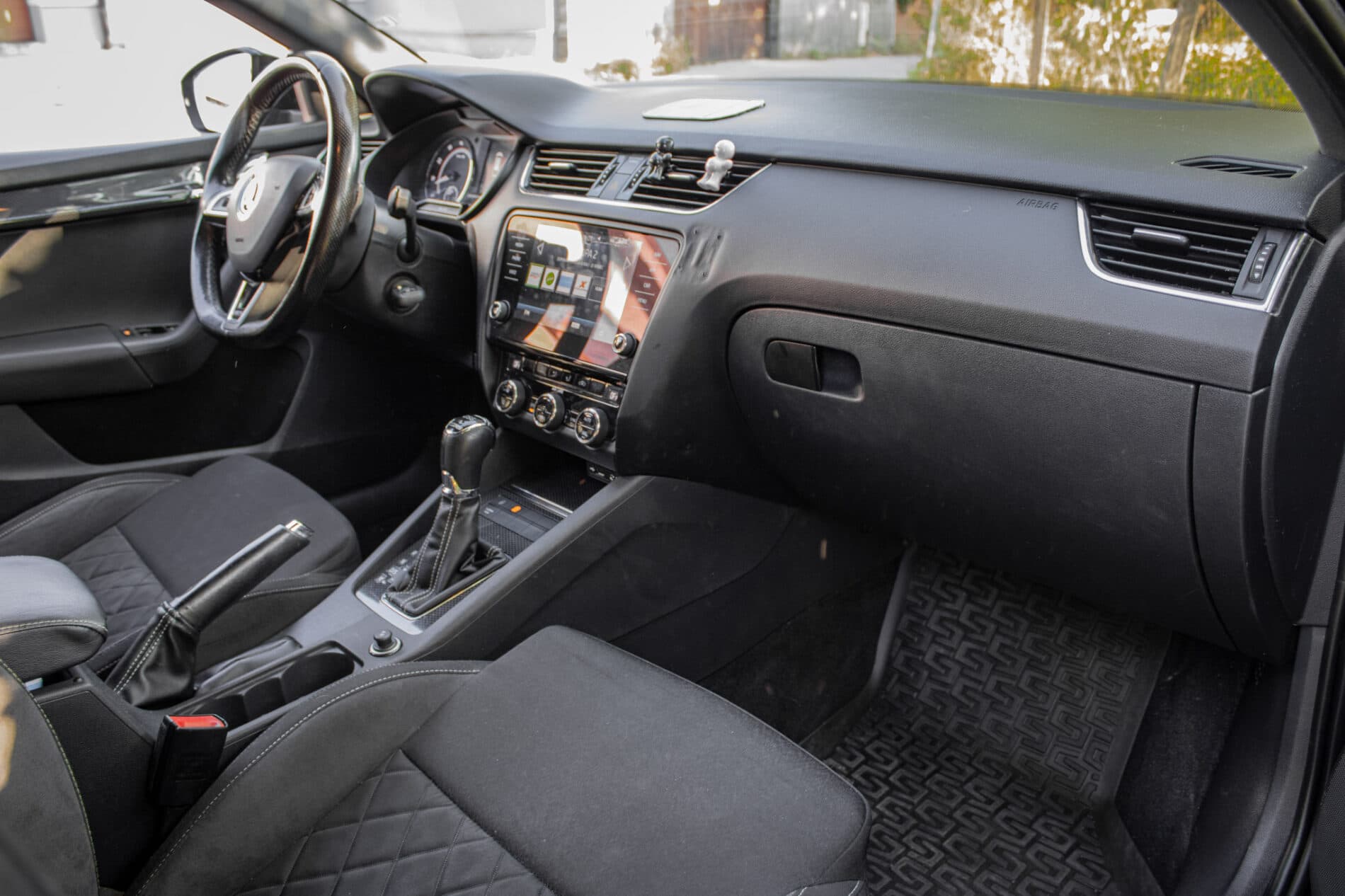 2018 Skoda Octavia RS, čierna kombi, 223 705 km