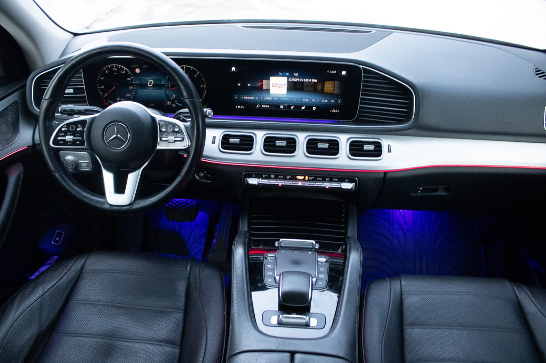 2022 Mercedes-Benz GLE 400d, biela kombi, 120 000 km