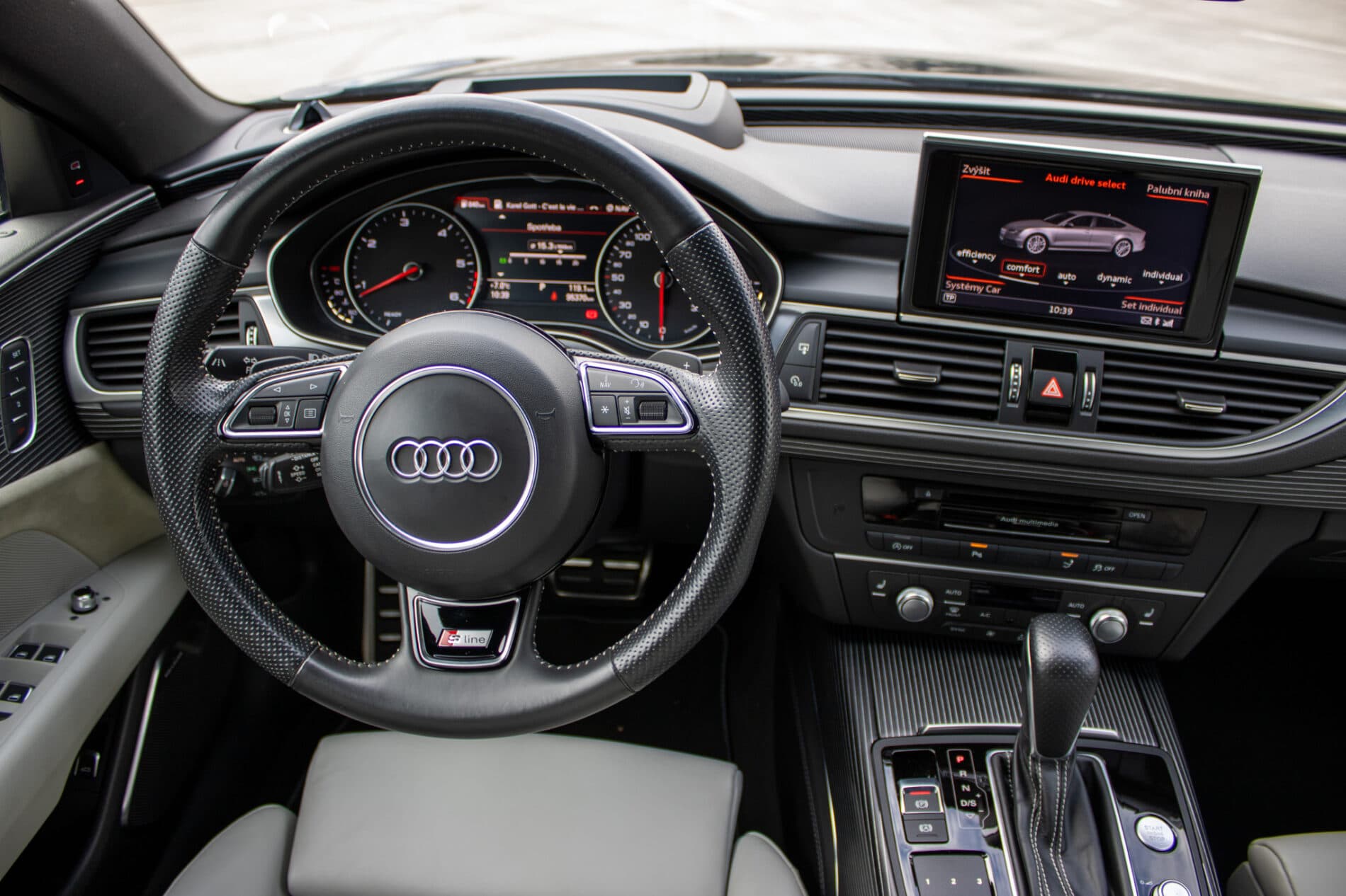 2017 AUDI A7, čierna hatchback, 95 370 km