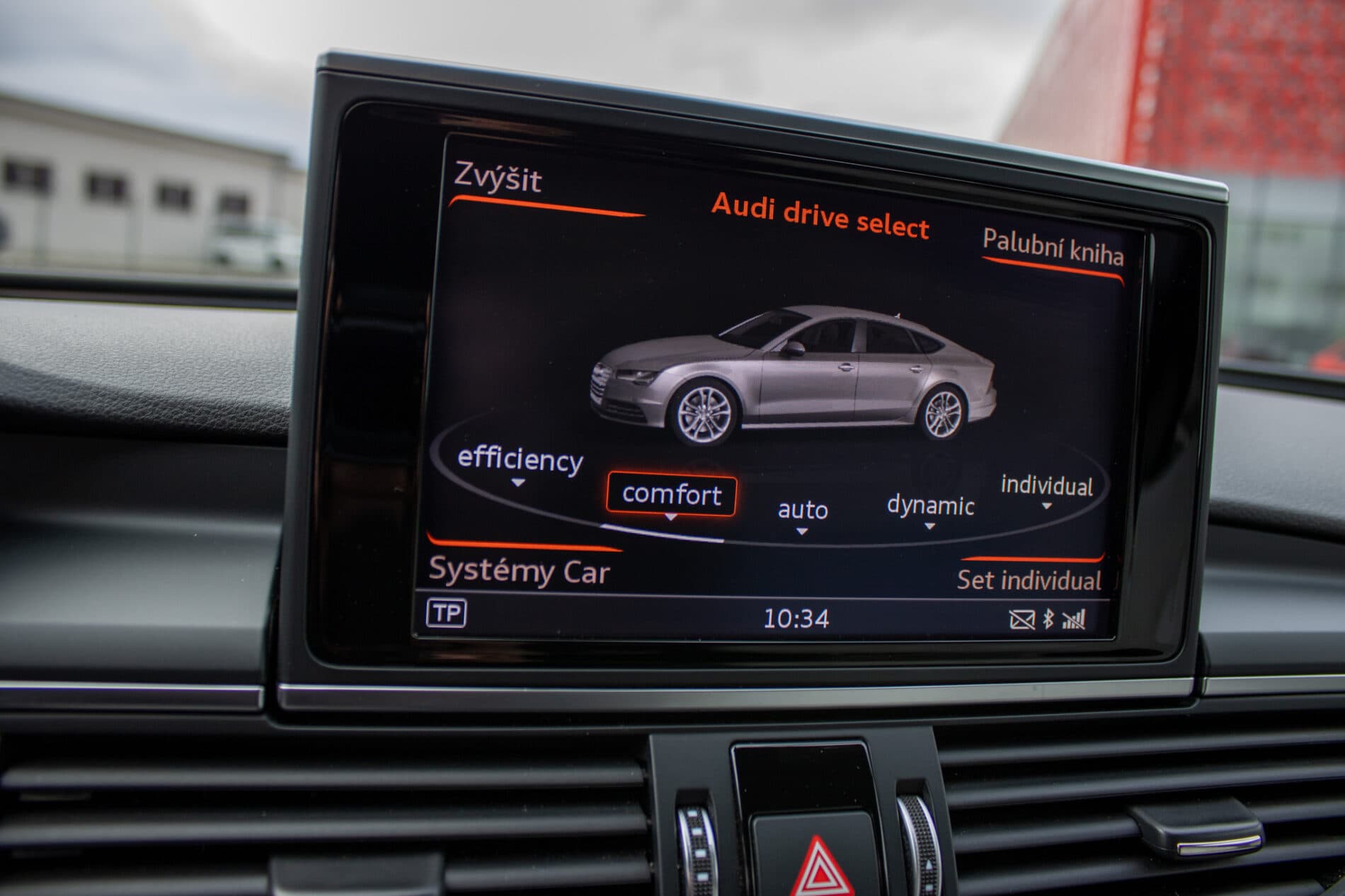2017 AUDI A7, čierna hatchback, 95 370 km