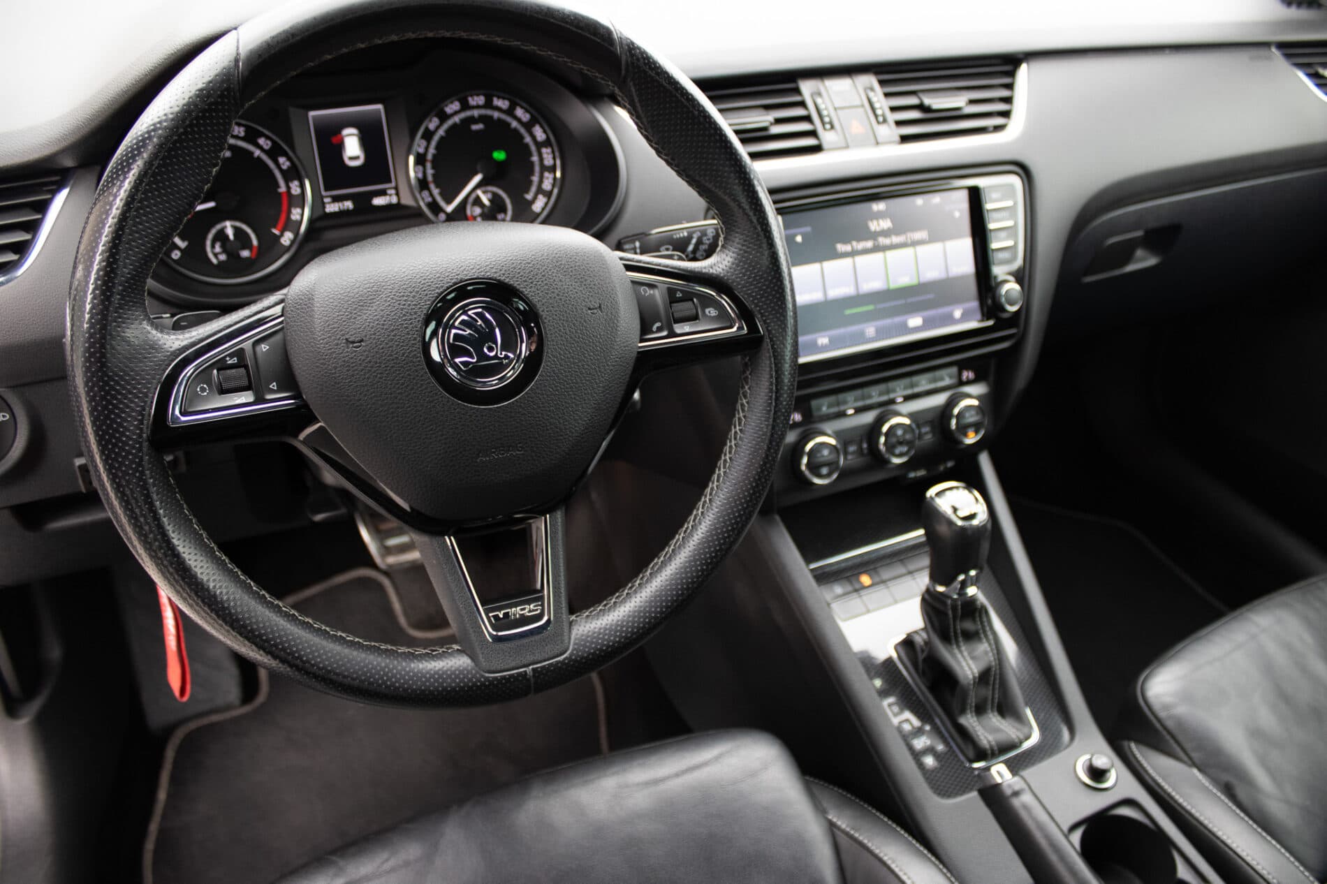 2013 Skoda Octavia RS, biela kombi, 222 175 km