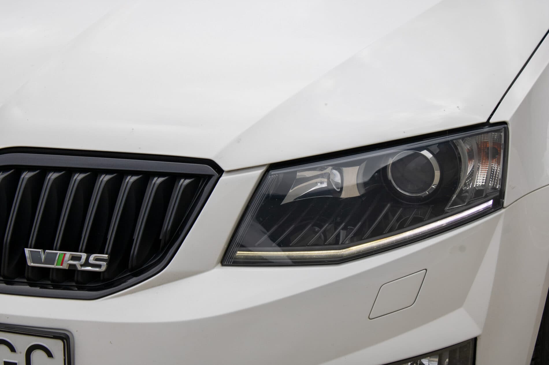 2013 Skoda Octavia RS, biela kombi, 222 175 km