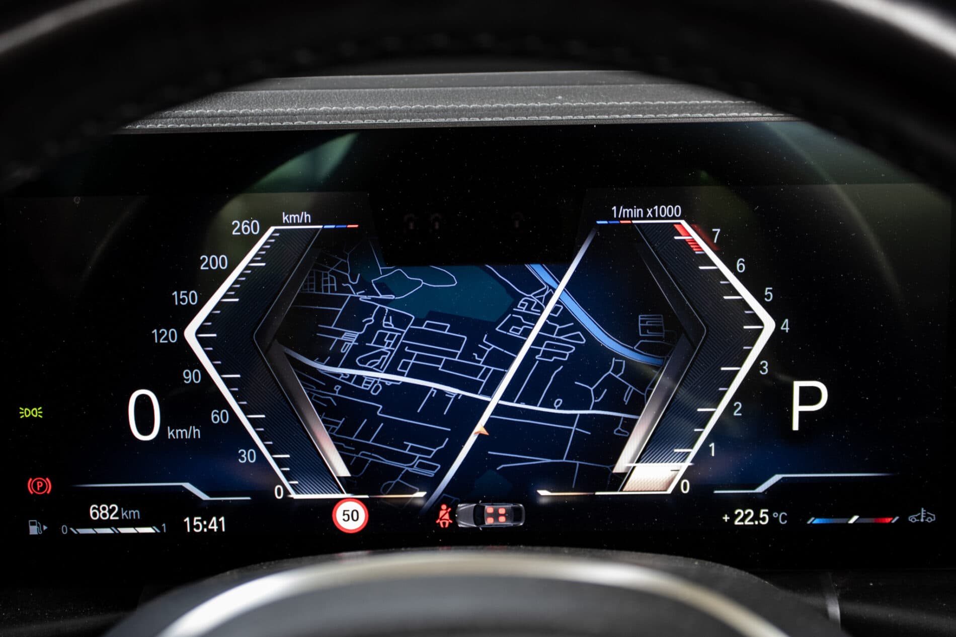 2023 BMW M440i, sivá kabriolet, 23 747 km