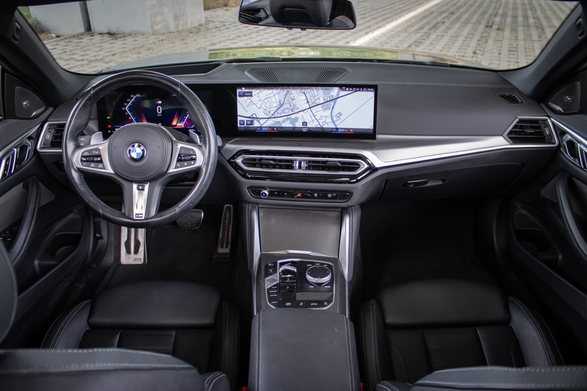 2023 BMW M440i, sivá kabriolet, 23 747 km