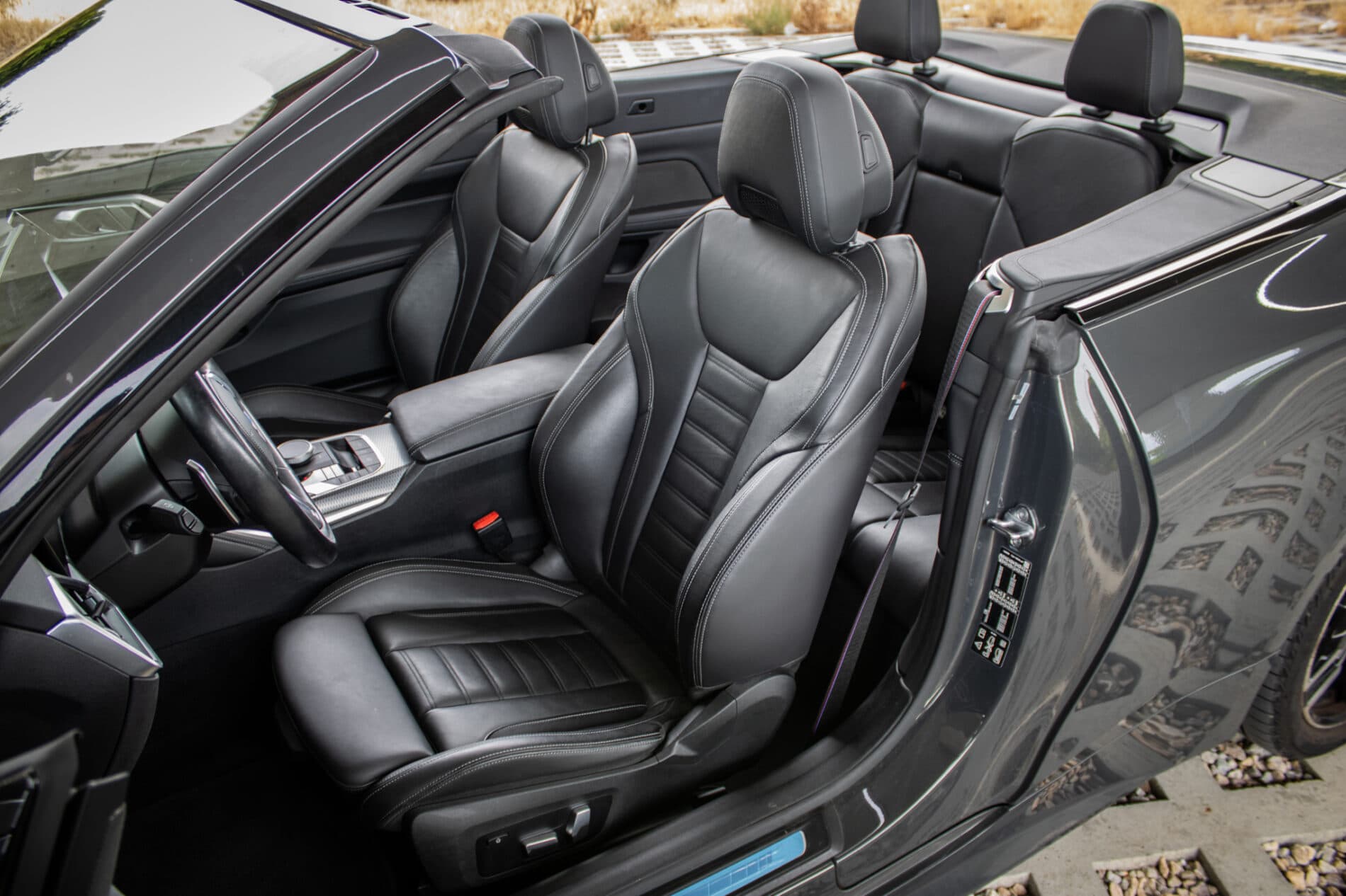2023 BMW M440i, sivá kabriolet, 23 747 km