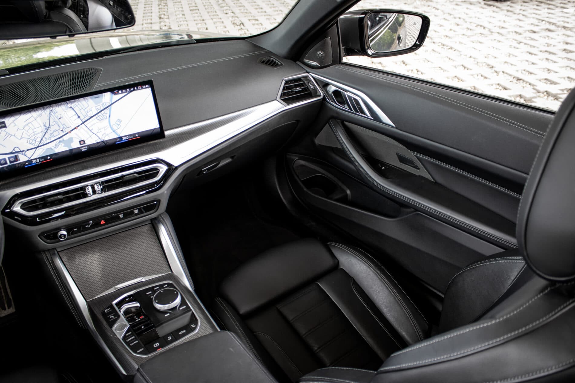 2023 BMW M440i, sivá kabriolet, 23 747 km