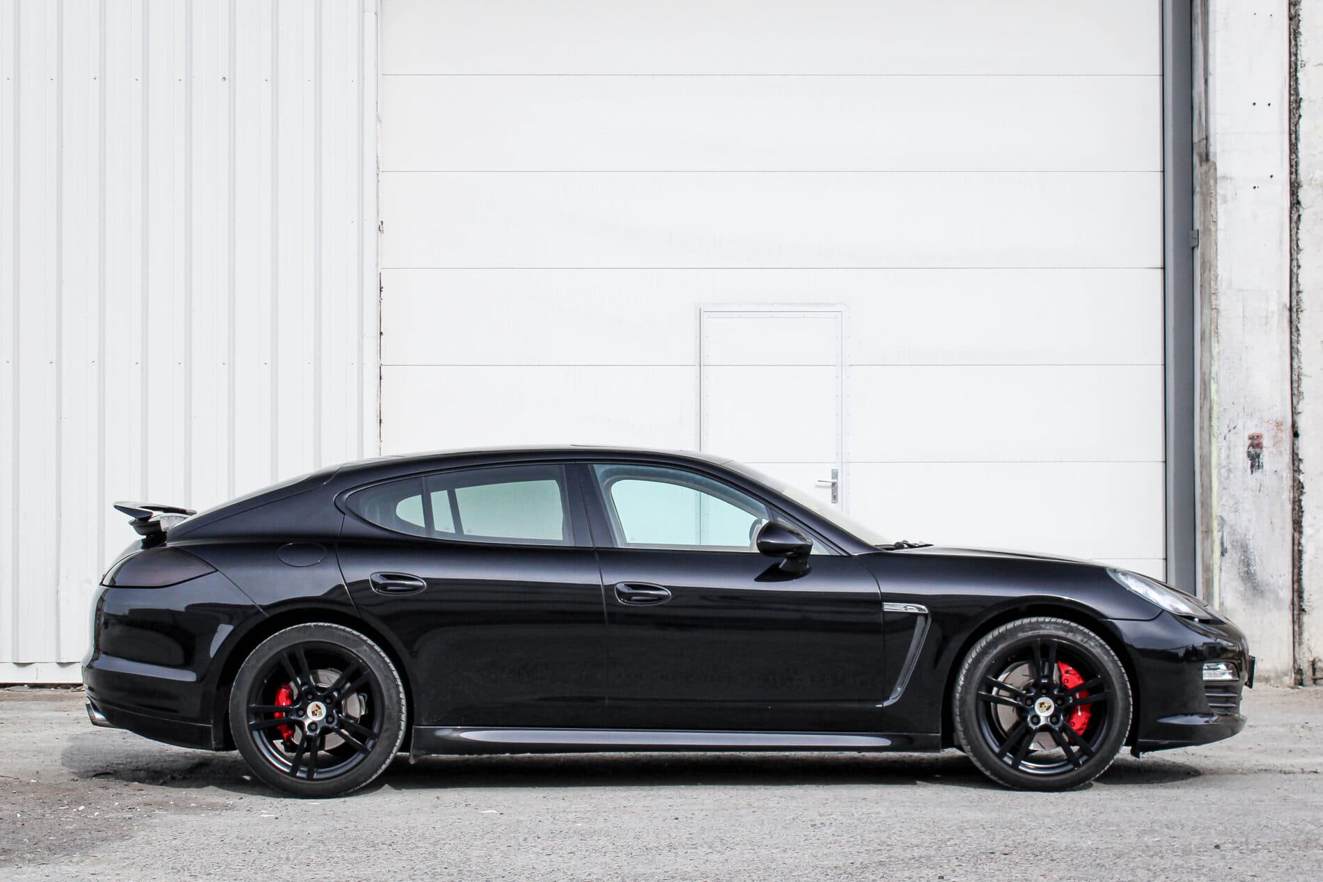 2010 Porsche Panamera S / 4S, čierna sedan, 264 126 km