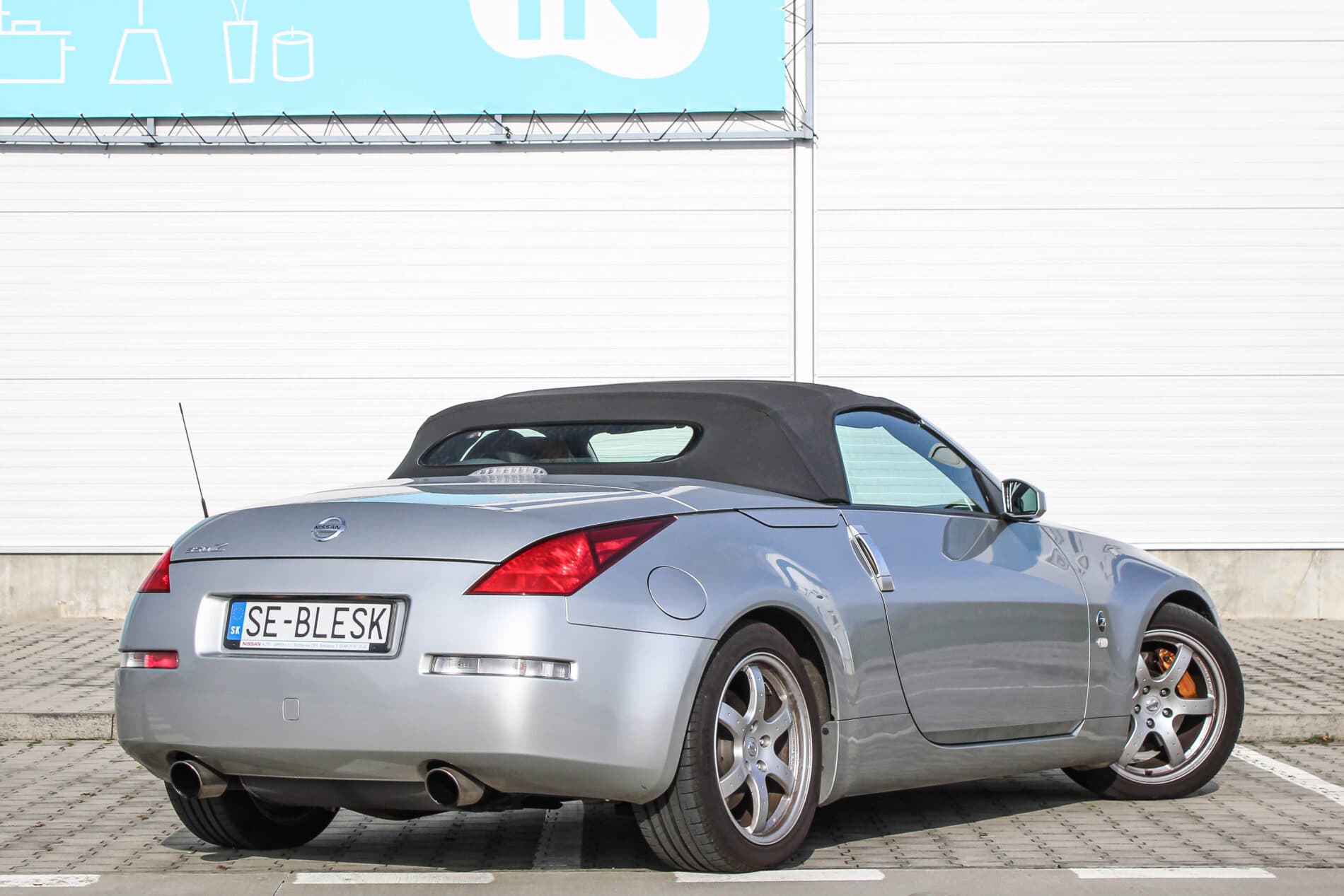 2005 Nissan 350Z, strieborná kabriolet, 36 427 km