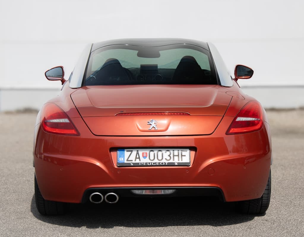2011 Peugeot RCZ, oranžová kupé, 67 721 km