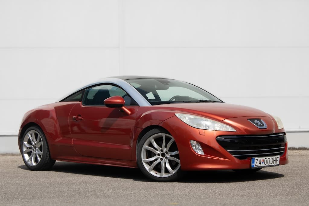 2011 Peugeot RCZ, oranžová kupé, 67 721 km