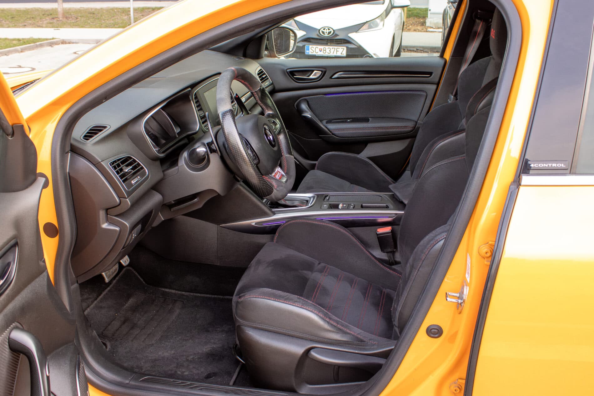 2018 Renault Mégane RS, oranžová hatchback, 146 153 km
