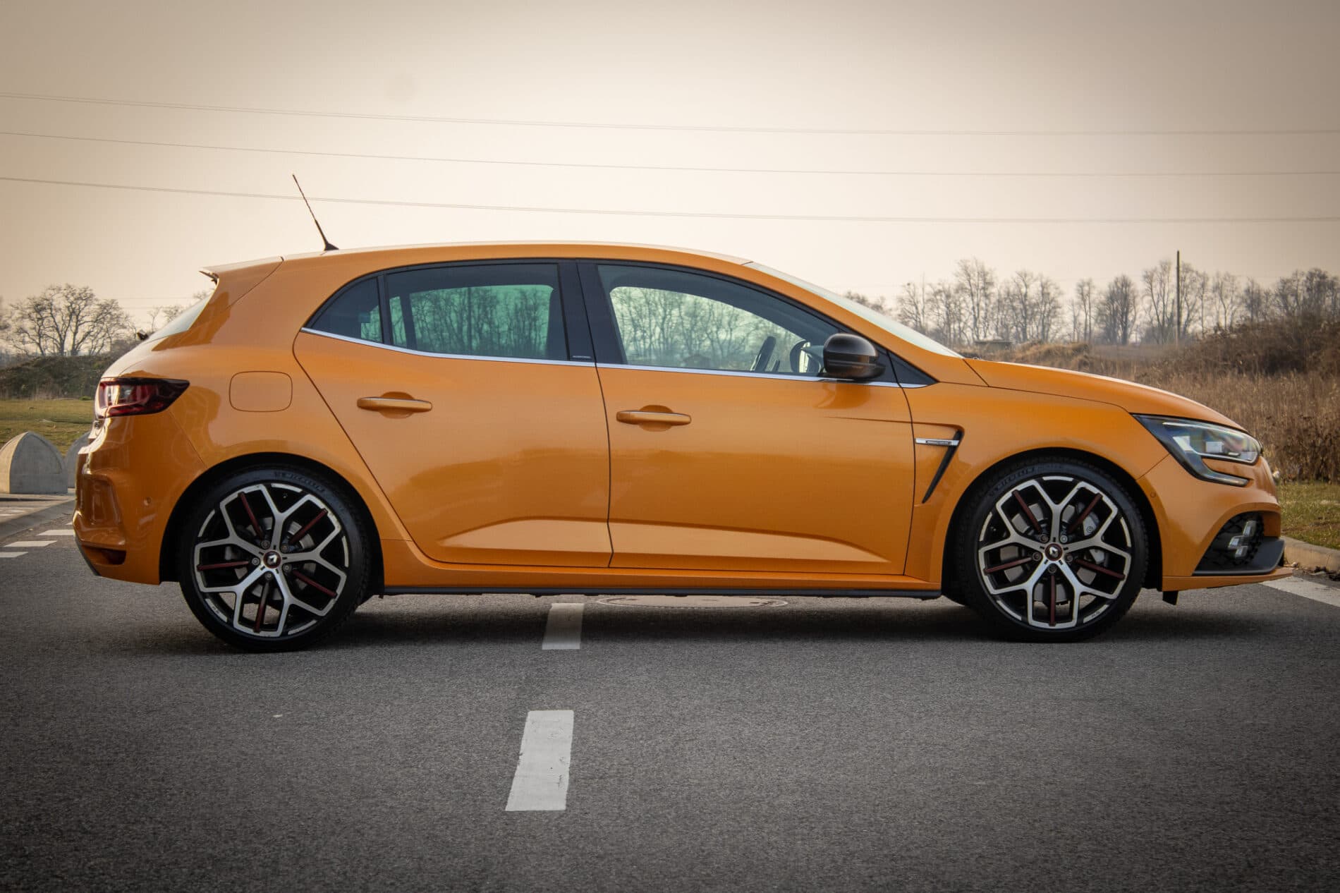 2018 Renault Mégane RS, oranžová hatchback, 146 153 km