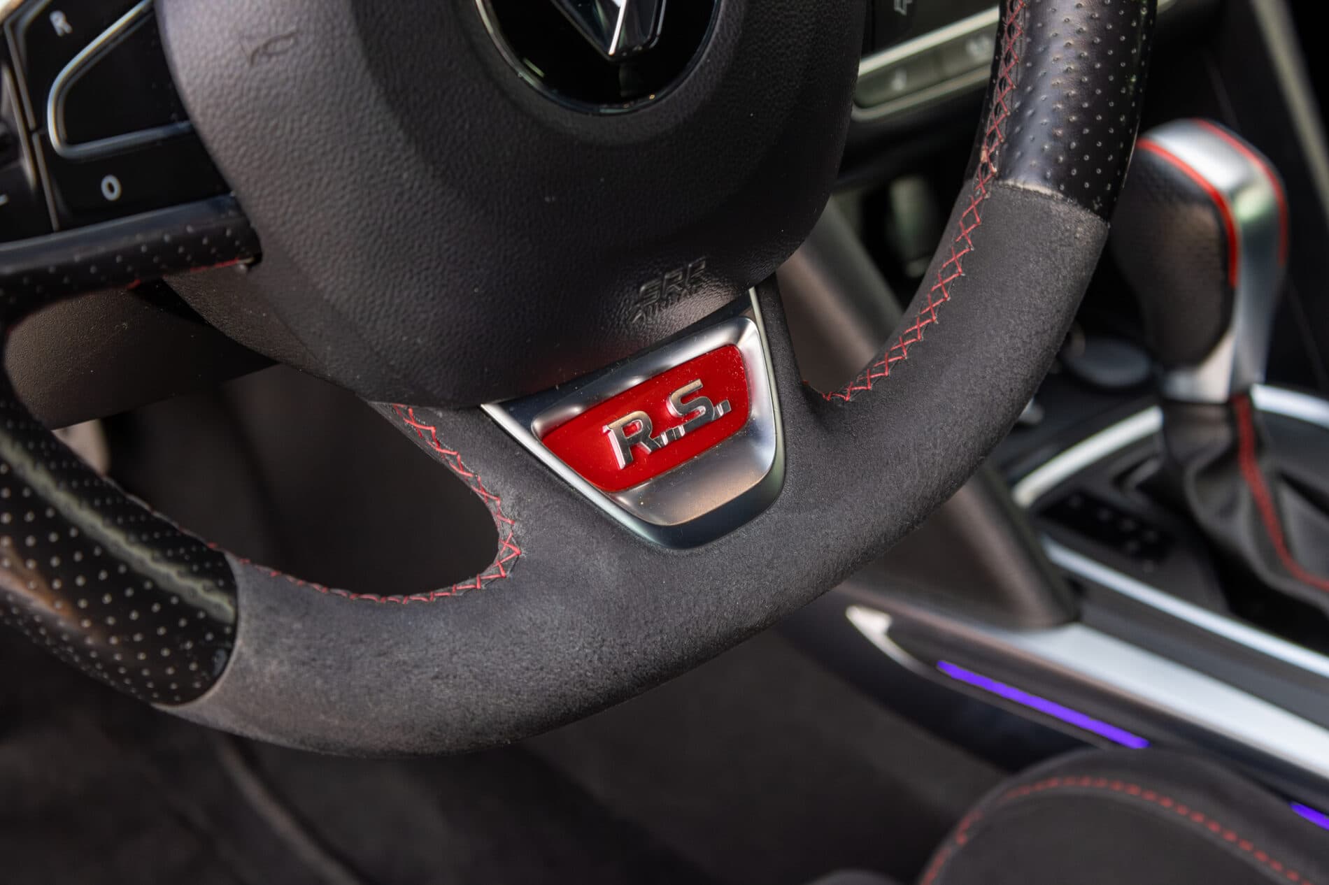 2018 Renault Mégane RS, oranžová hatchback, 146 153 km