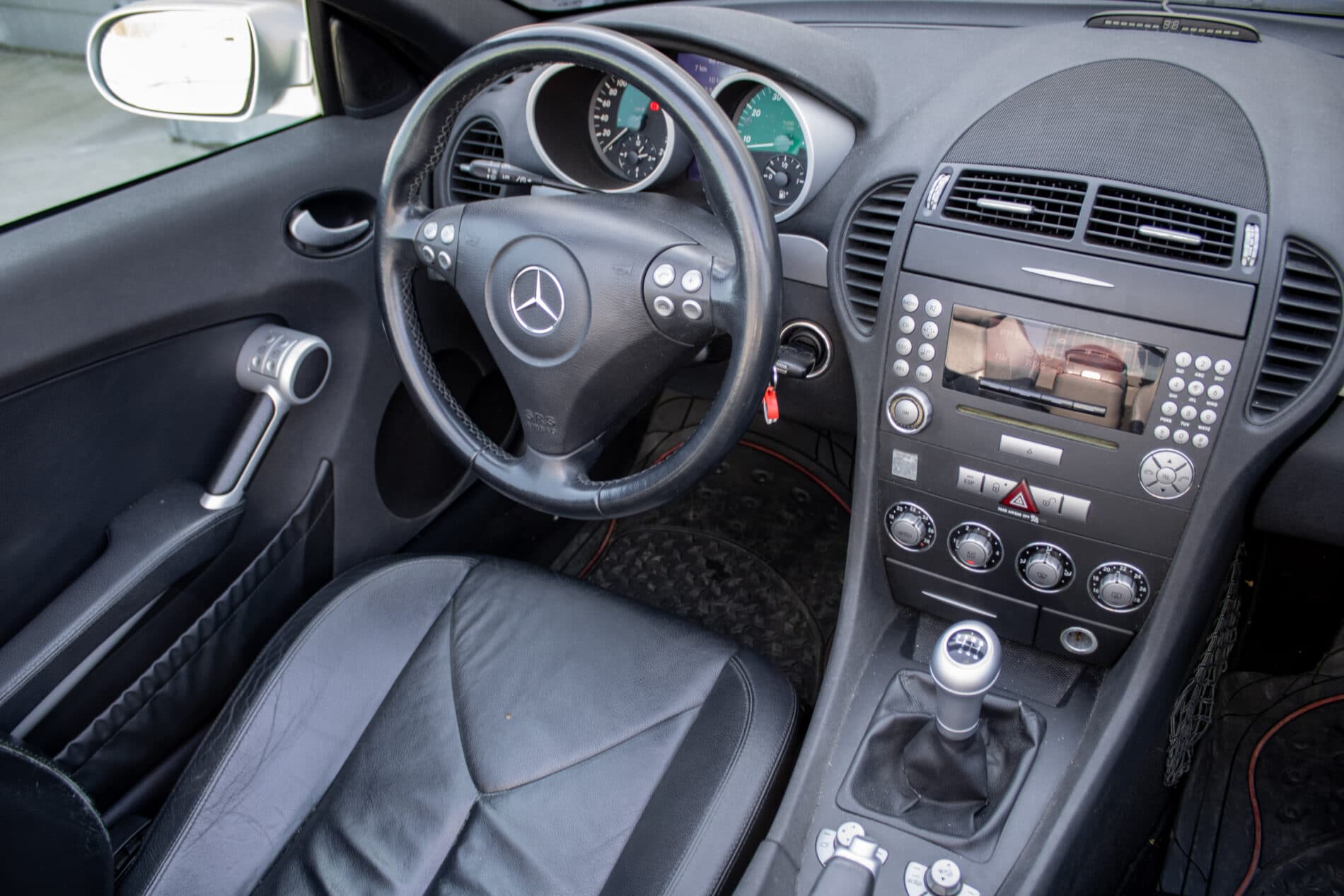 2006 Mercedes-Benz SLK 200 Komp., strieborná kabriolet, 87 500 km