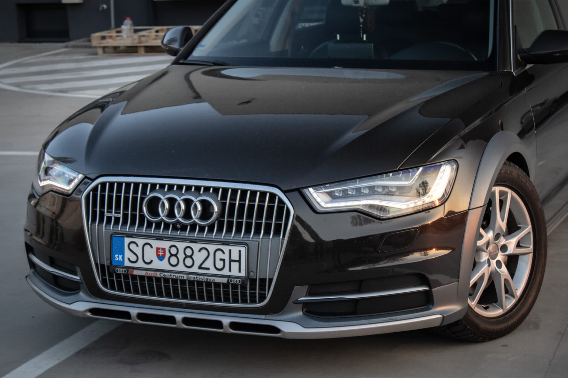 2013 AUDI A6, hnedá kombi, 284 418 km