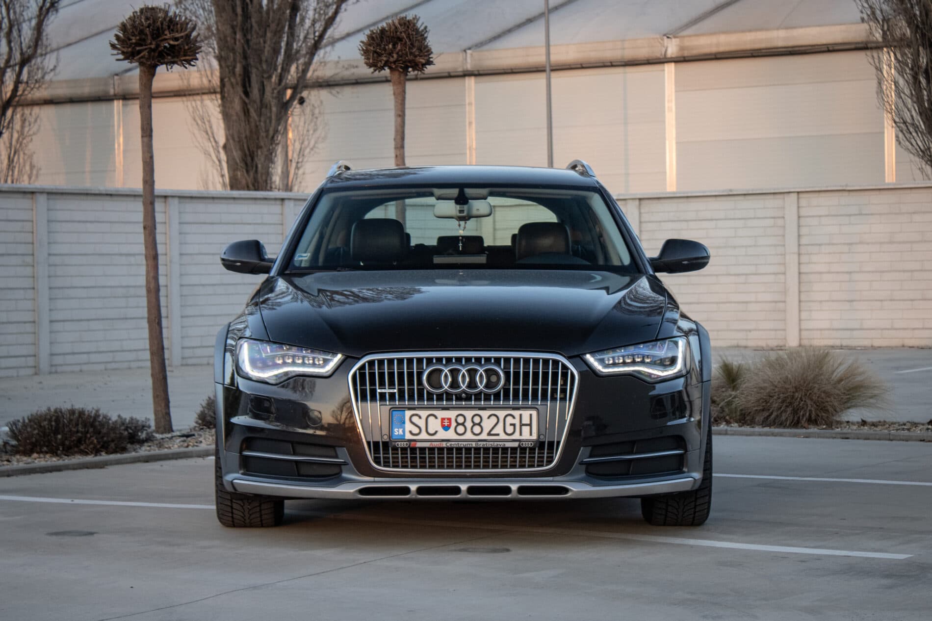 2013 AUDI A6, hnedá kombi, 284 418 km