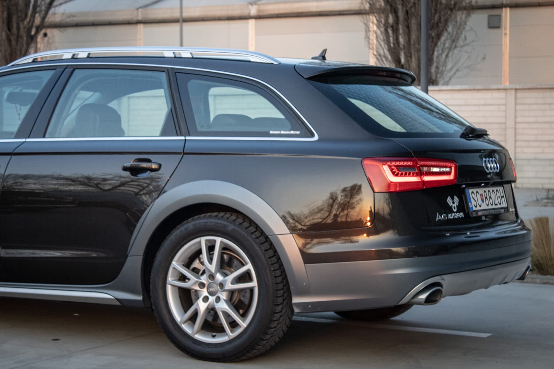 2013 AUDI A6, hnedá kombi, 284 418 km