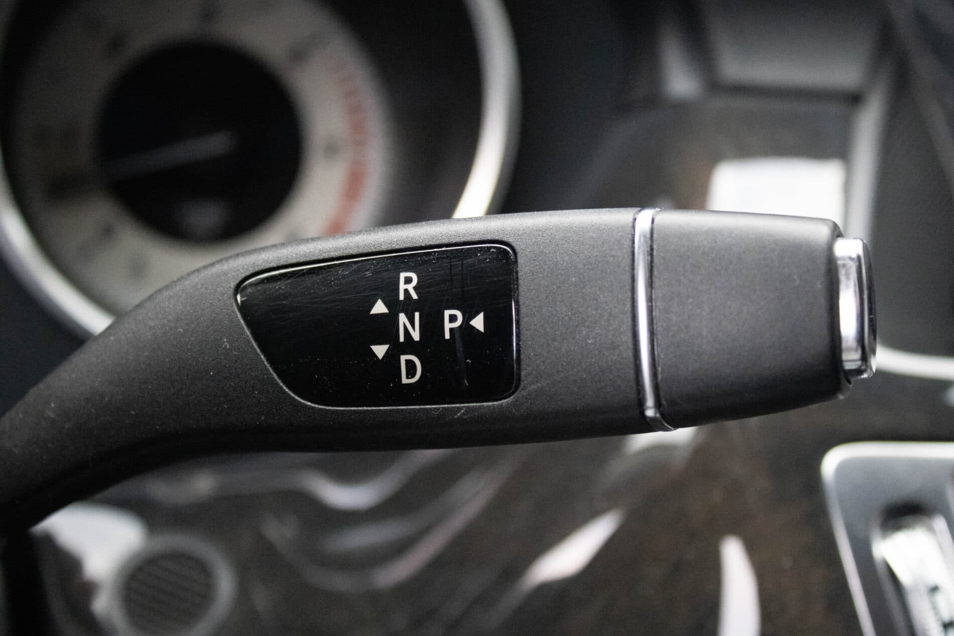 2013 Mercedes-Benz CLS 350 CDI, sivá kombi, 256 400 km