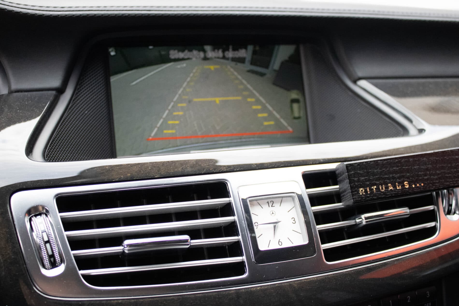 2013 Mercedes-Benz CLS 350 CDI, sivá kombi, 256 400 km