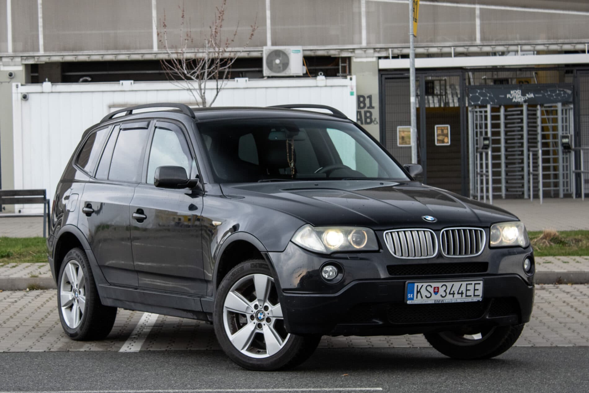 2008 BMW X3 35d, čierna suv, 273 392 km