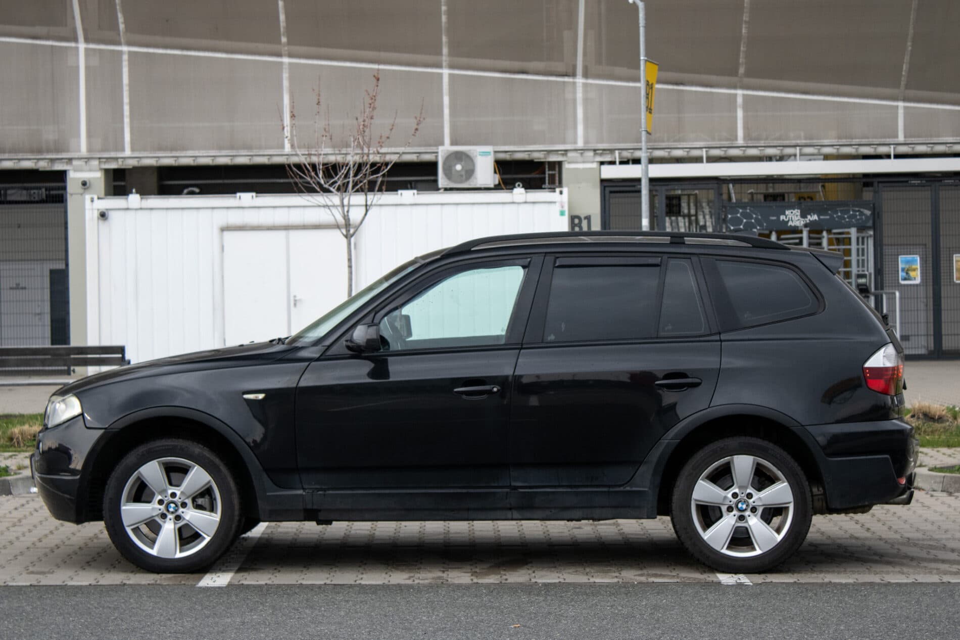 2008 BMW X3 35d, čierna suv, 273 392 km