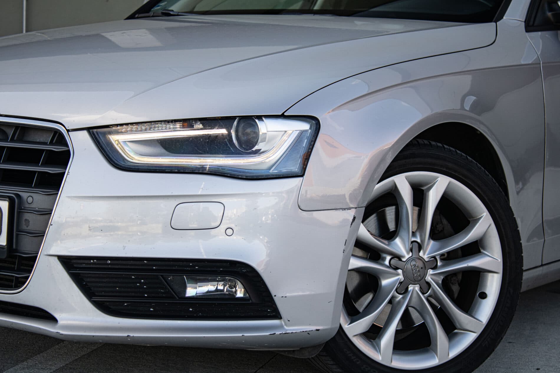 2012 AUDI A4, strieborná kombi, 191 100 km