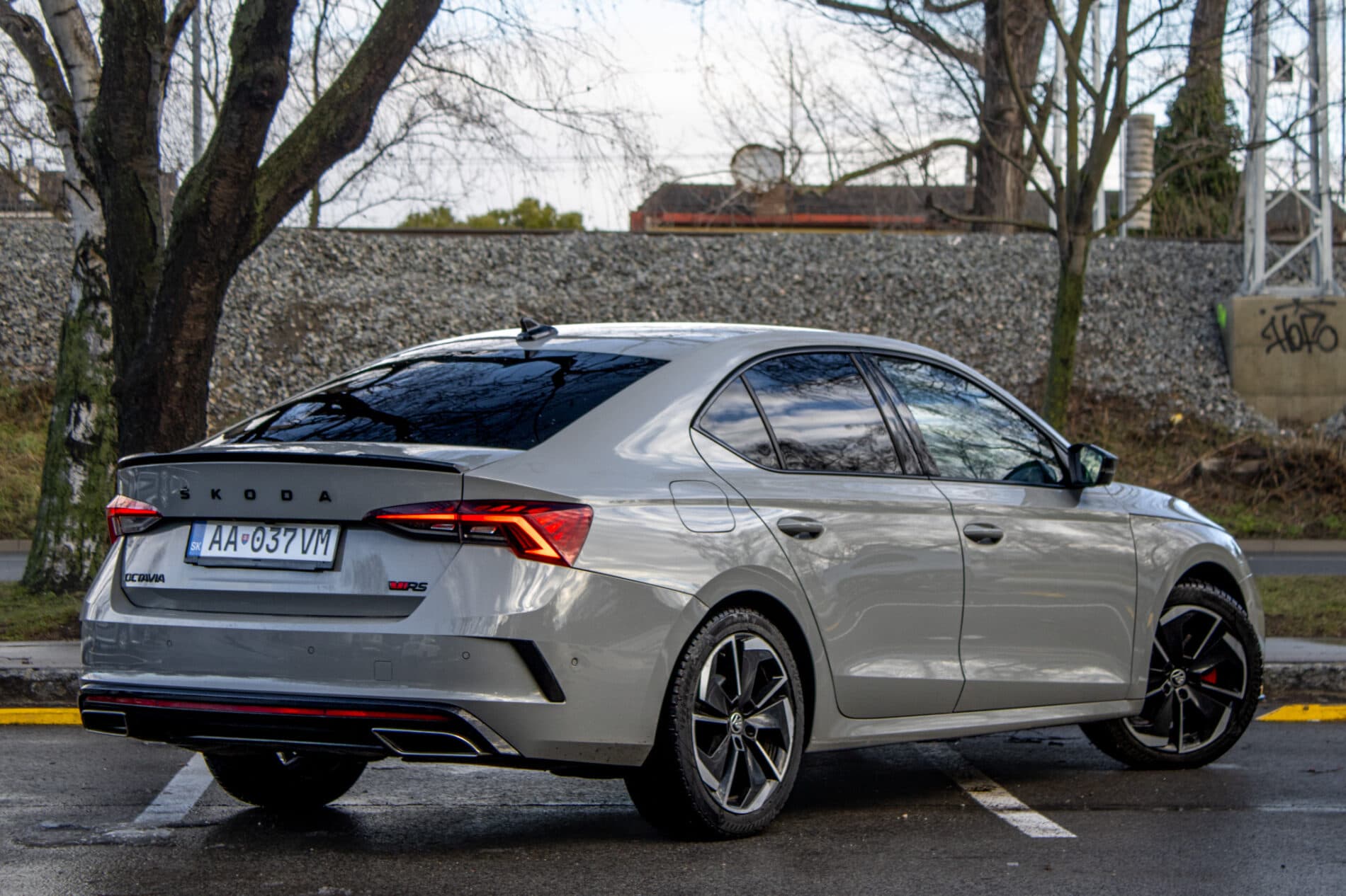 2021 Skoda Octavia RS, sivá, 105 455 km