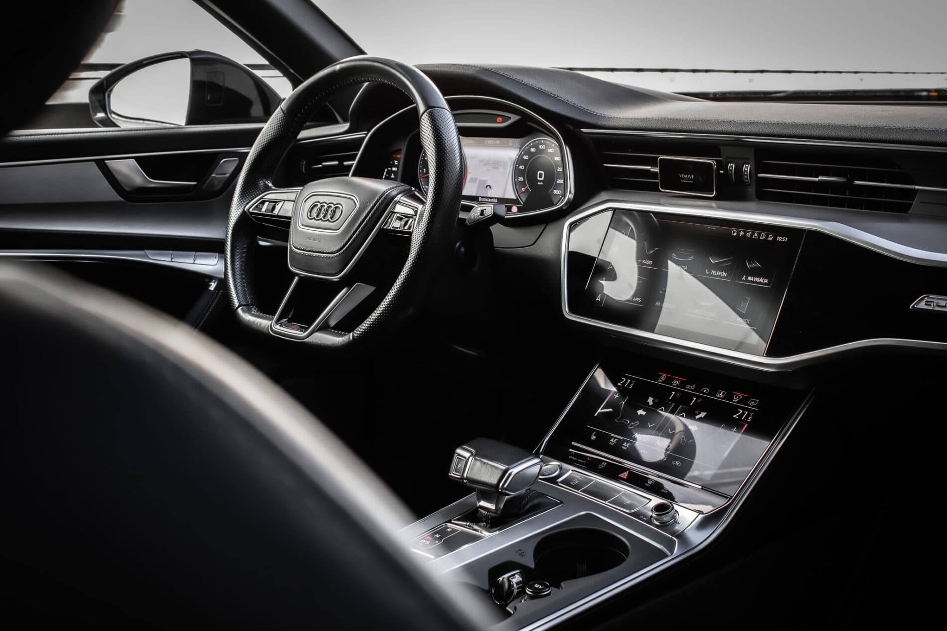 2018 AUDI A6, čierna sedan, 239 850 km