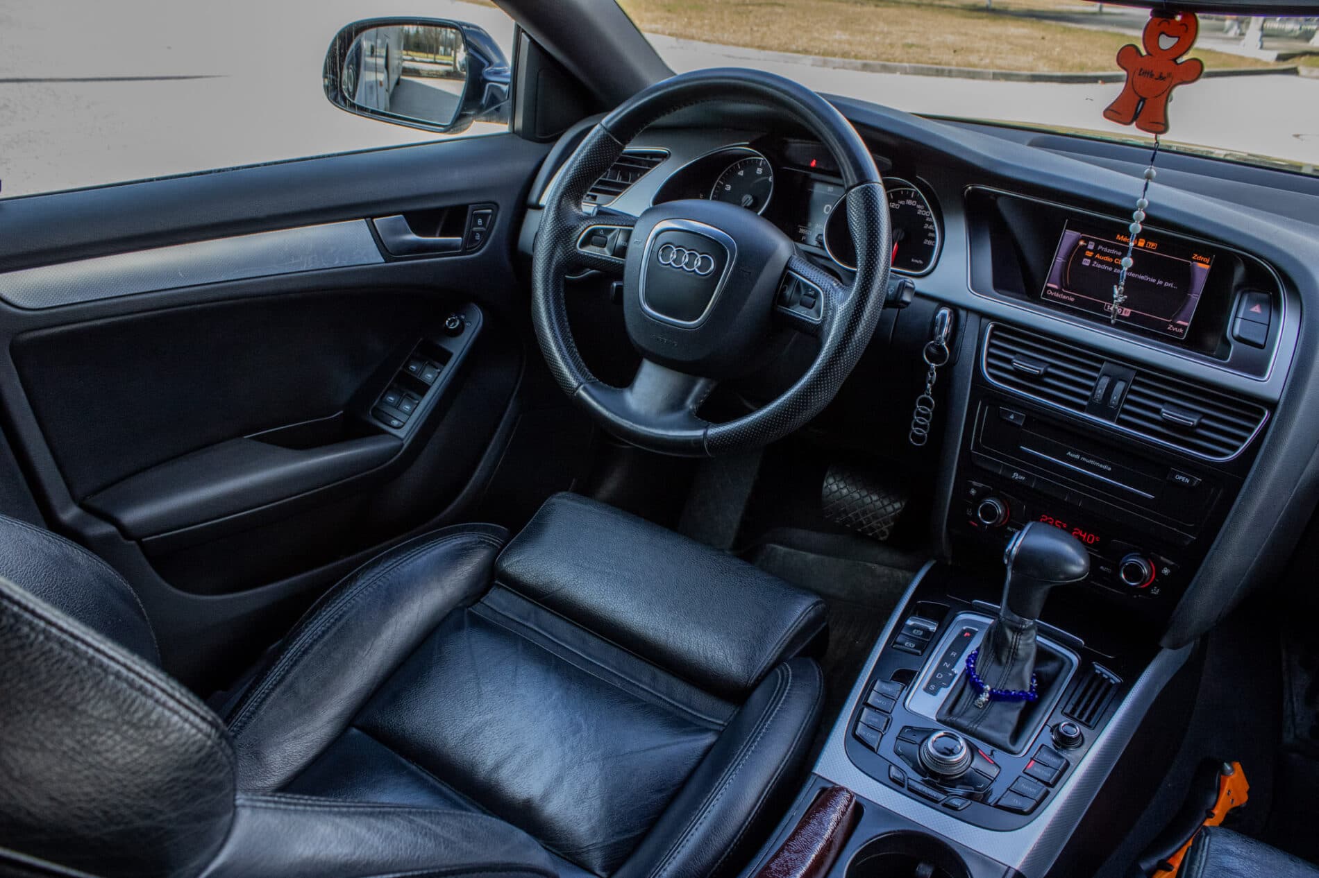 2012 AUDI A5, modrá sedan, 285 521 km
