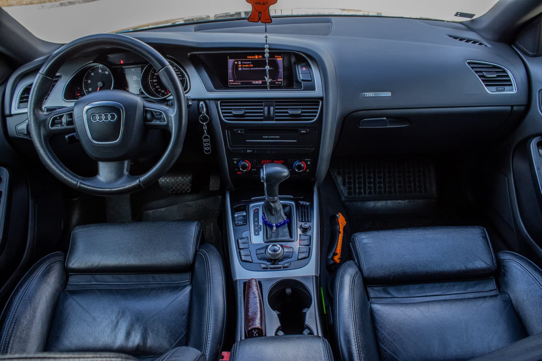 2012 AUDI A5, modrá sedan, 285 521 km