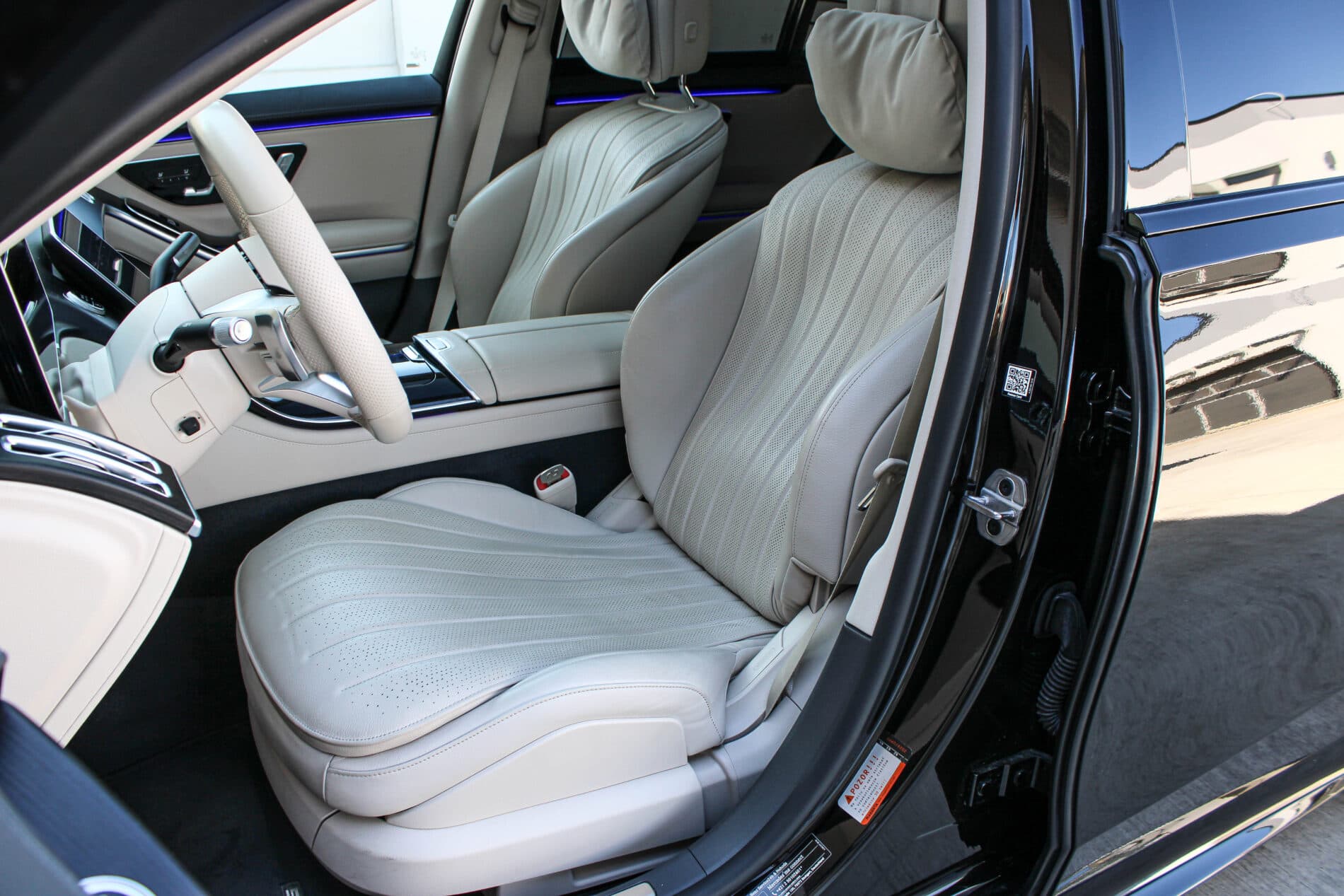 2021 Mercedes-Benz S 400d, čierna sedan, 82 099 km