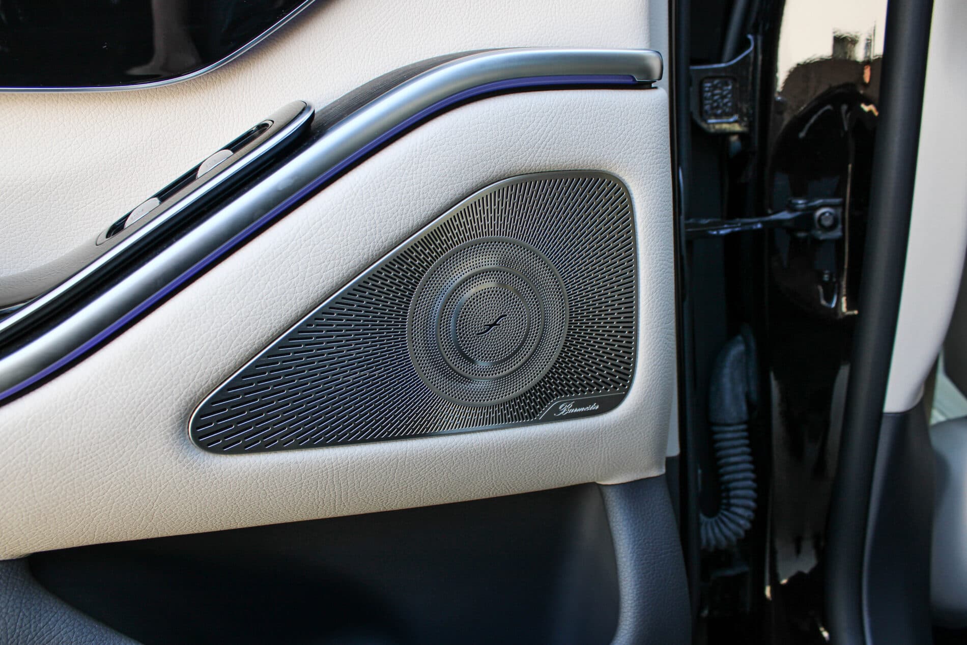 2021 Mercedes-Benz S 400d, čierna sedan, 82 099 km
