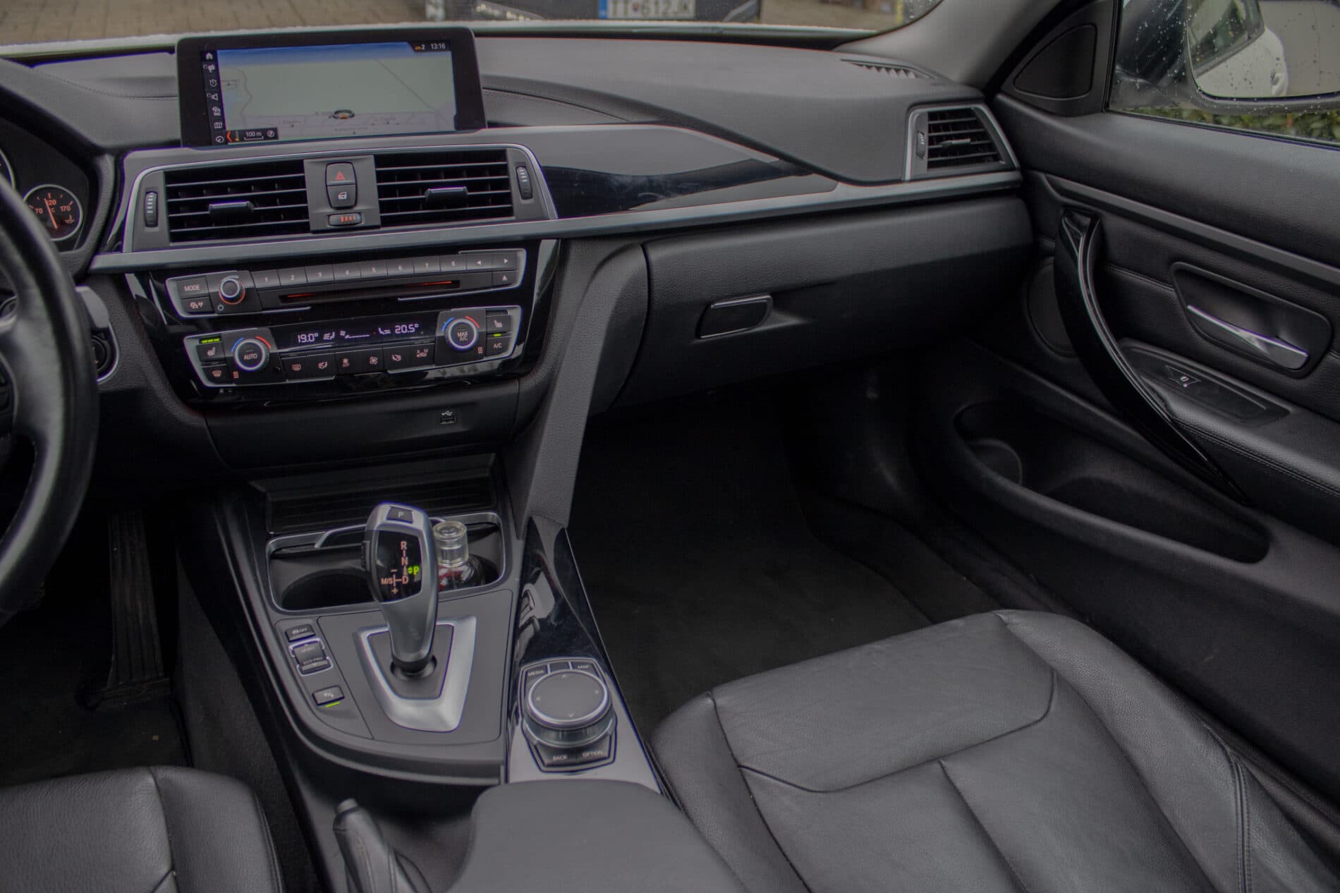 2020 BMW 430i, biela kupé, 67 237 km
