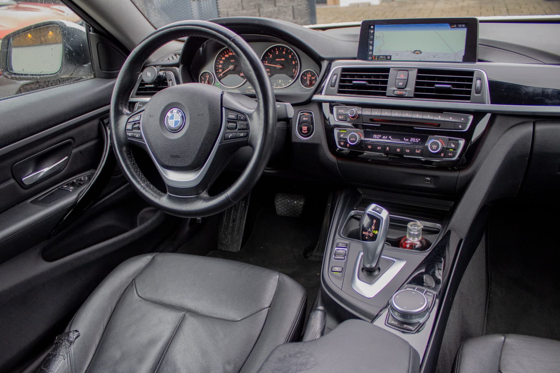 2020 BMW 430i, biela kupé, 67 237 km