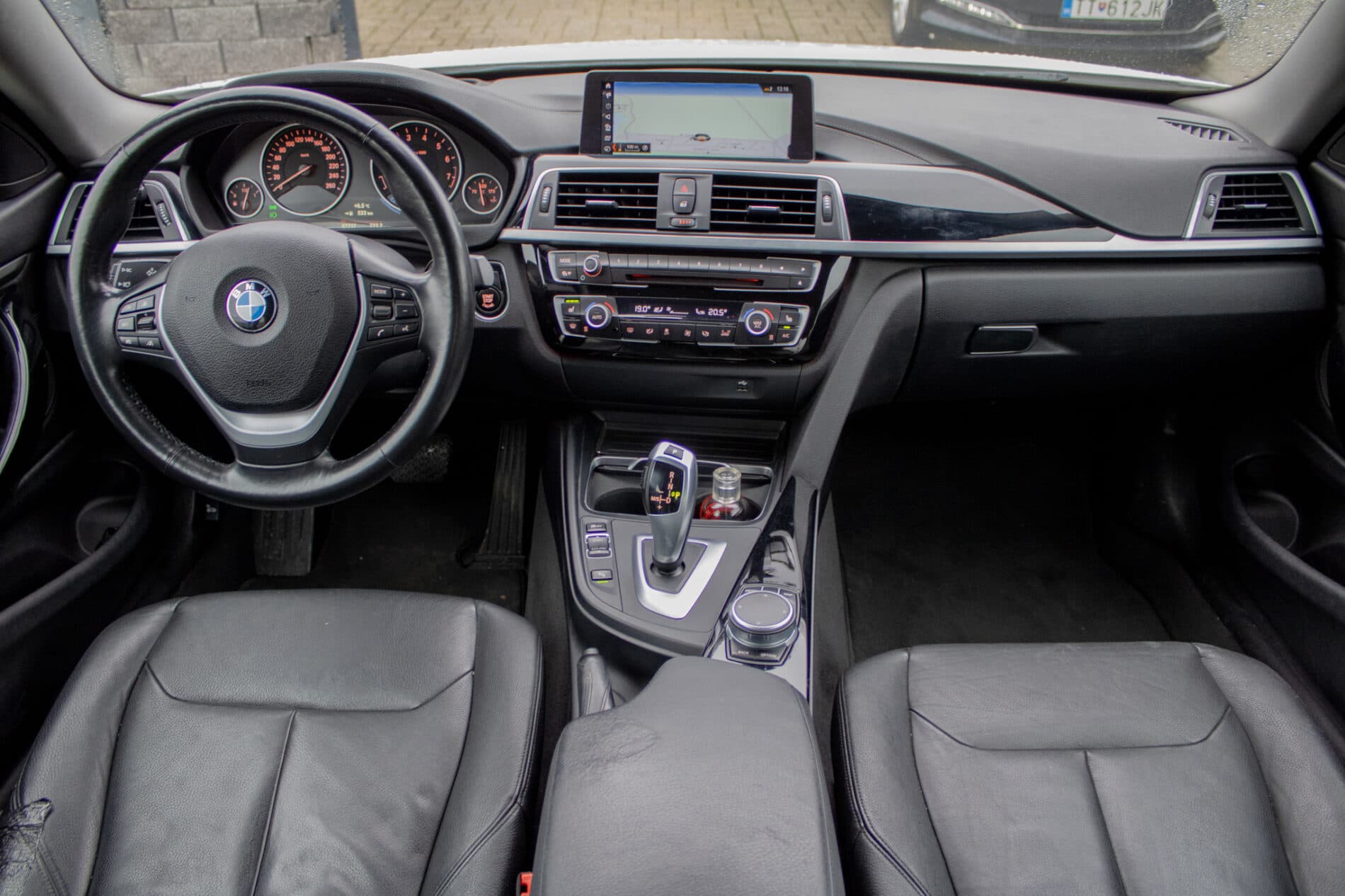 2020 BMW 430i, biela kupé, 67 237 km