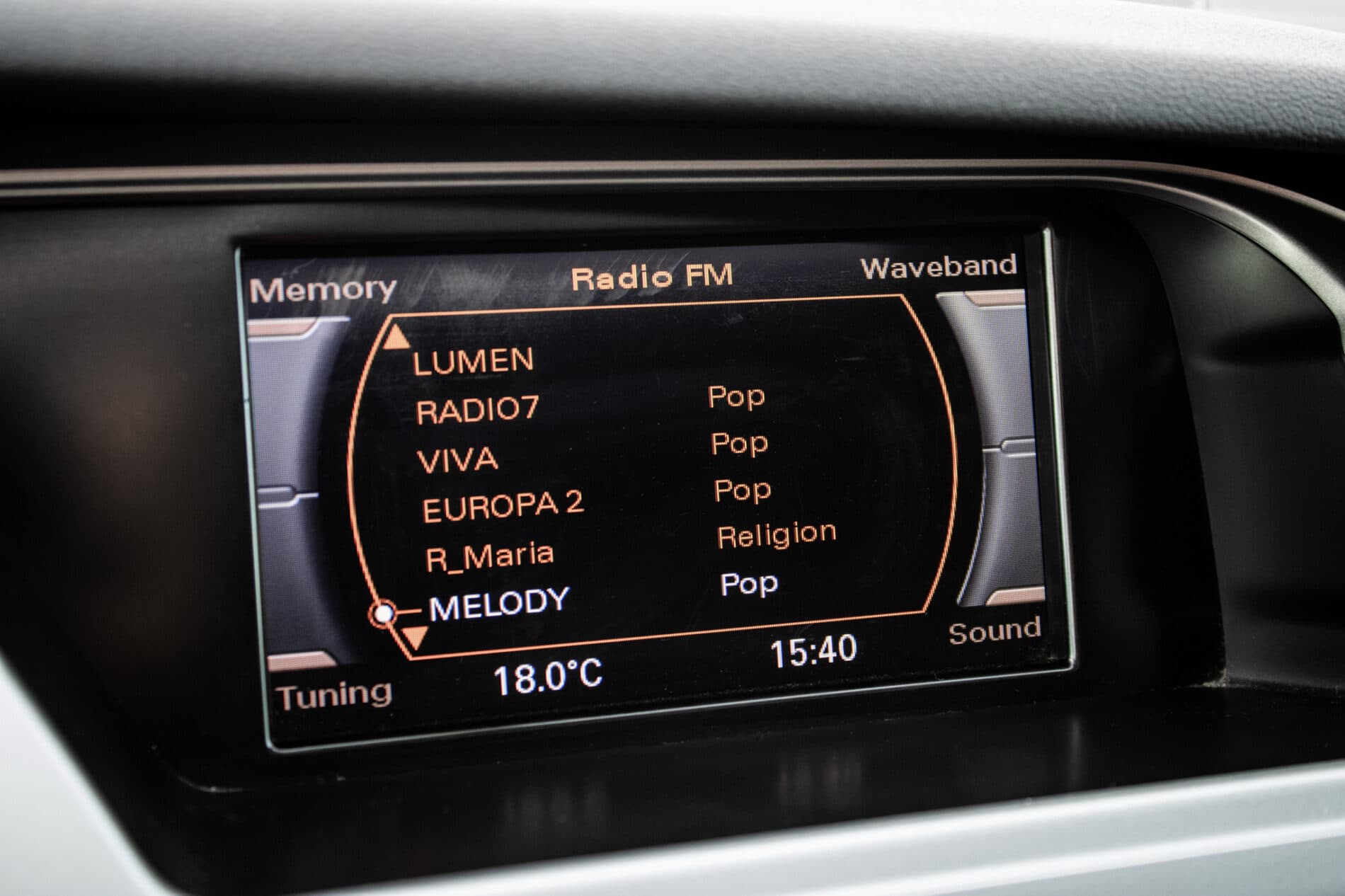 2008 AUDI A4, čierna sedan, 299 650 km