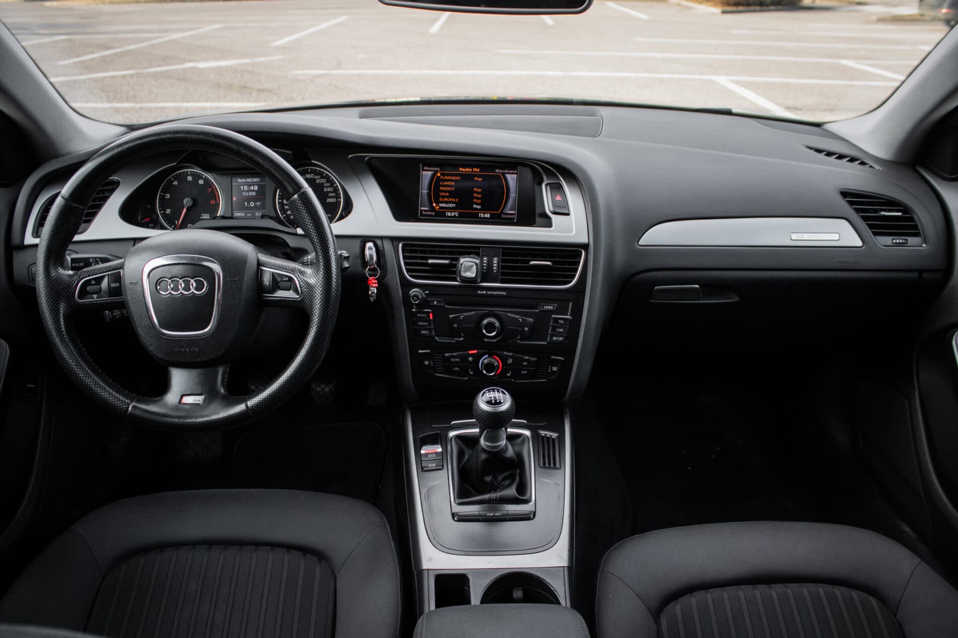 2008 AUDI A4, čierna sedan, 299 650 km