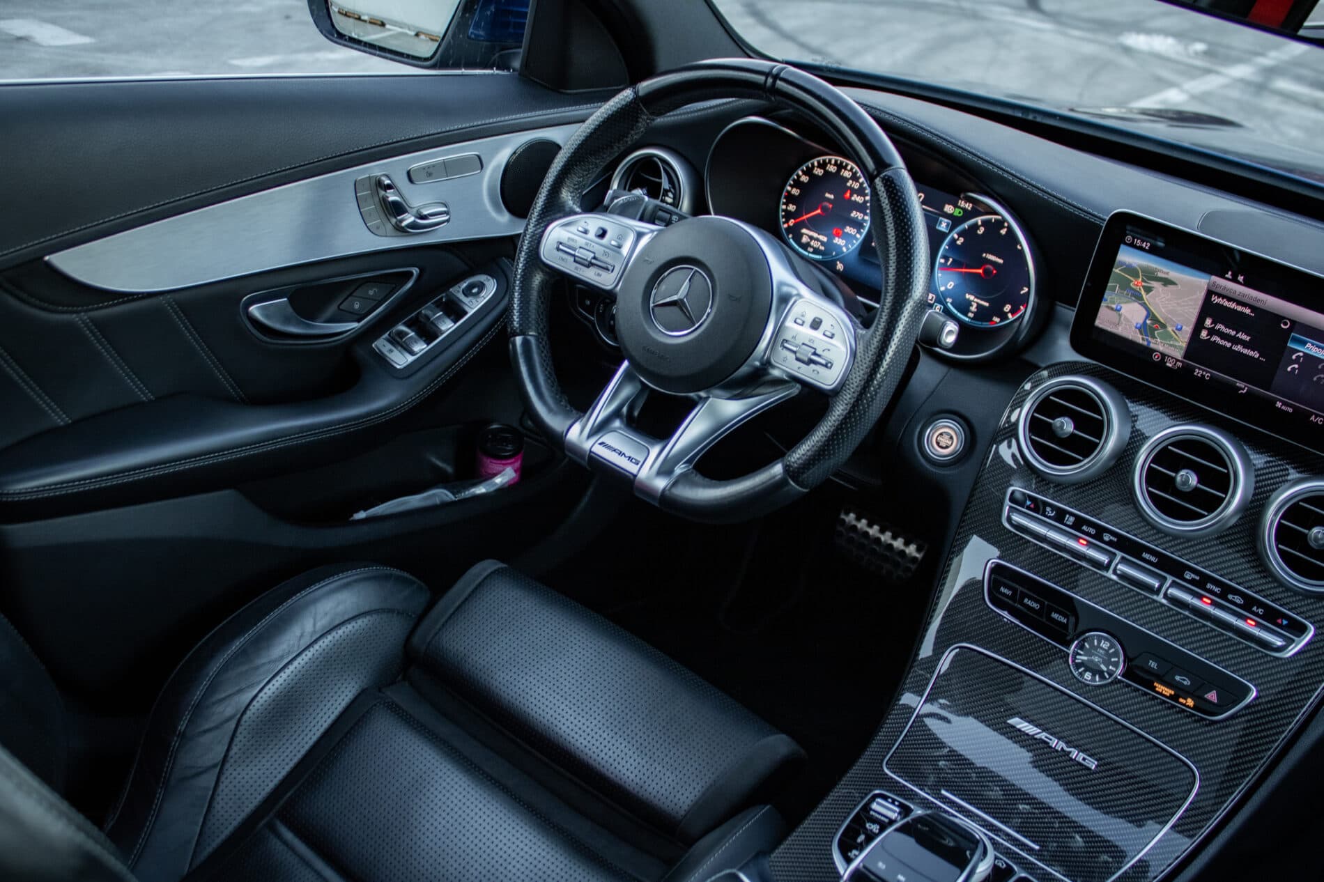 2019 Mercedes-Benz C 63 AMG, modrá kombi, 96 334 km